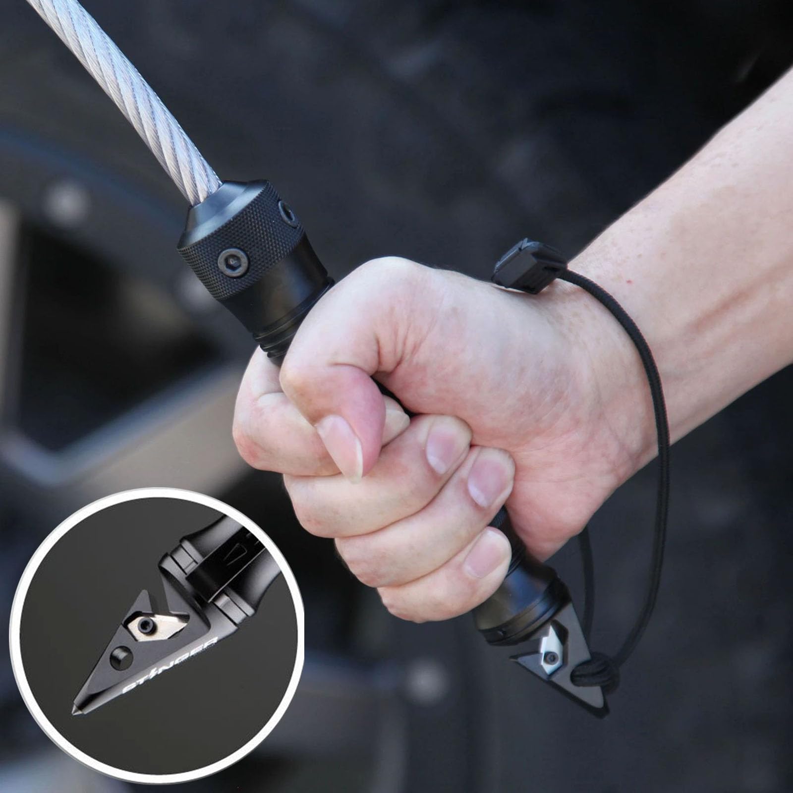 Générique Fouet d'autodéfense légal, Fouet Multifonctionnel Portable en Fil d'acier, Outils de sécurité pour briser Les vitres de Voiture -FRHZ02 (Fouet 73 cm)