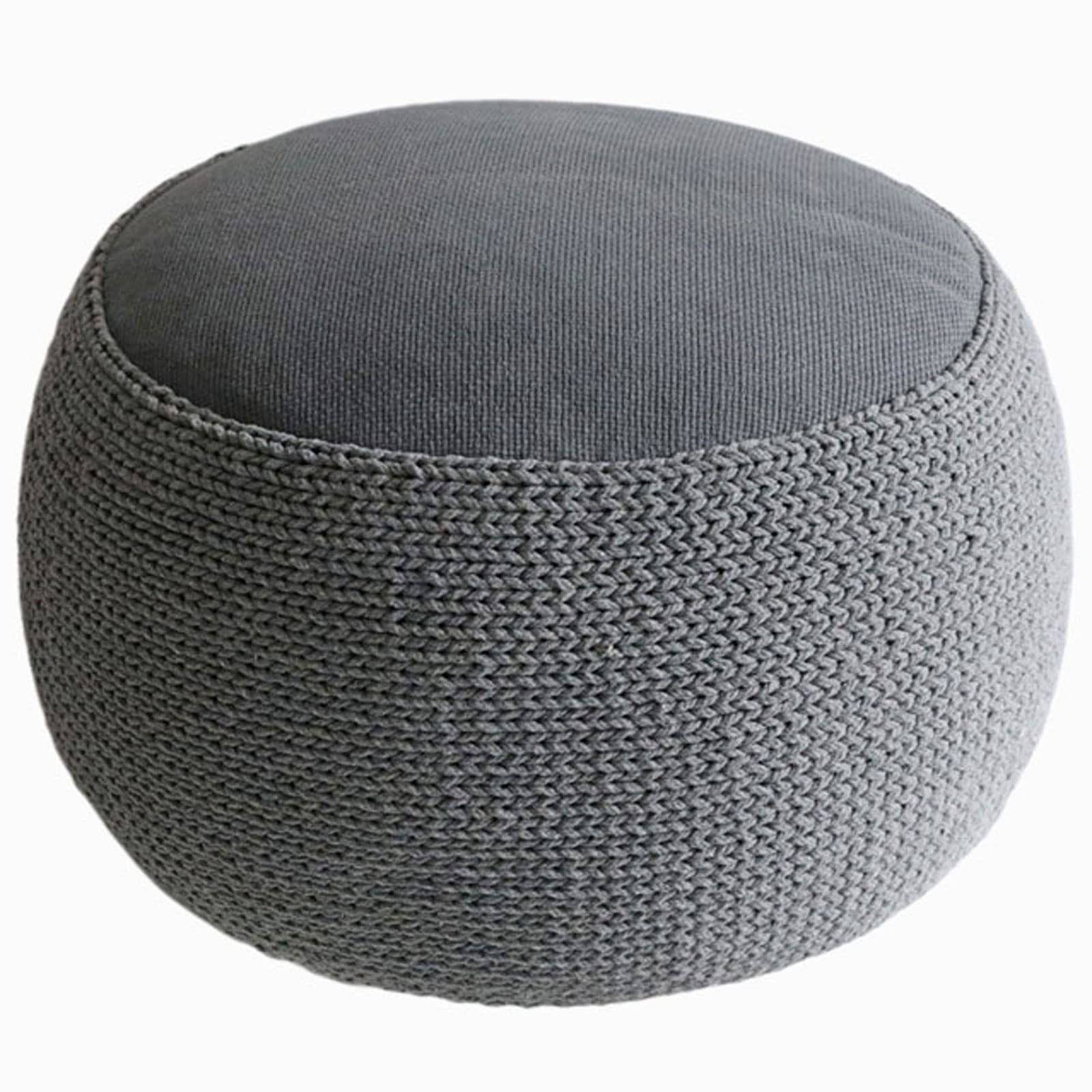 Tabouret de canapé gris foncé comme siège de table d'appoint