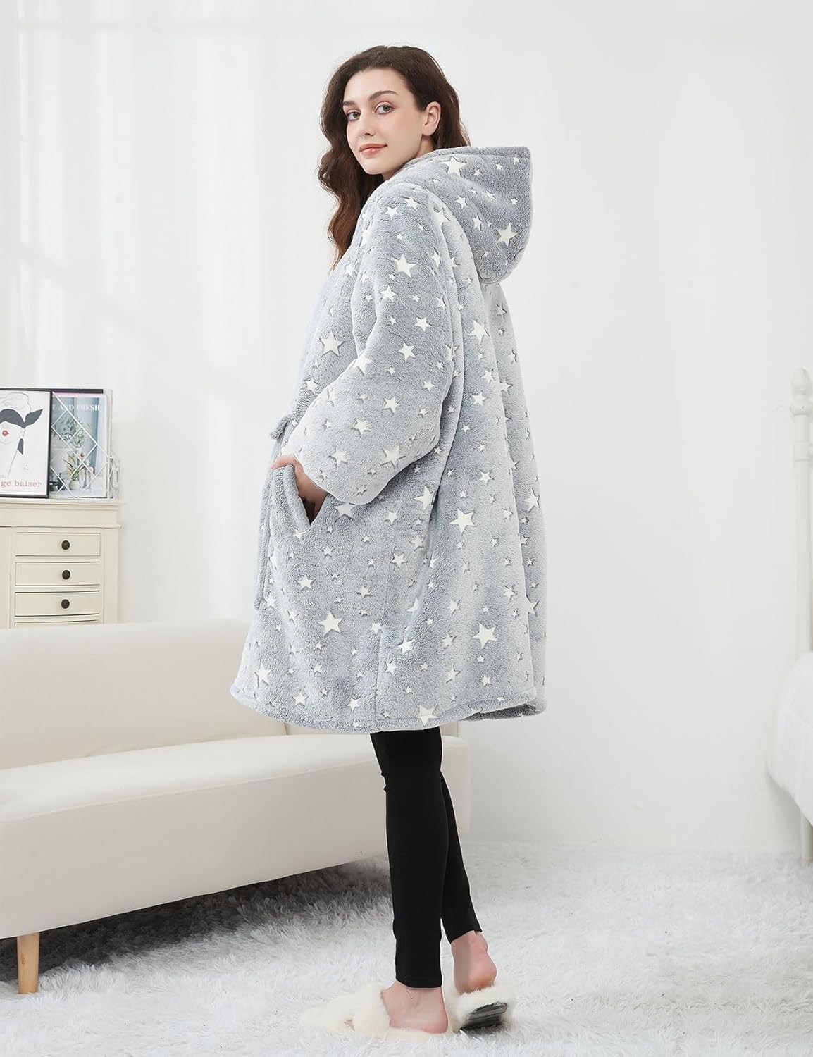 KFUBUO Wearable Blanket Hoodie for Adults Sherpa Glow in The Dark Oversized Sweatshirt Blanket with Pockets Cute Birthday Gifts for Women - Image 4