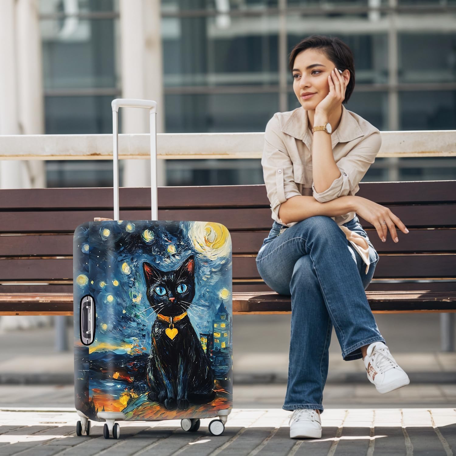 Starry Night Black Cat Luggage Cover – Stretch Suitcase Protector with Moon & City Lights – Fits 32-34 Inch Luggage – Cute Cat Design with Heart Pendant – Durable & Washable Travel Sleeve