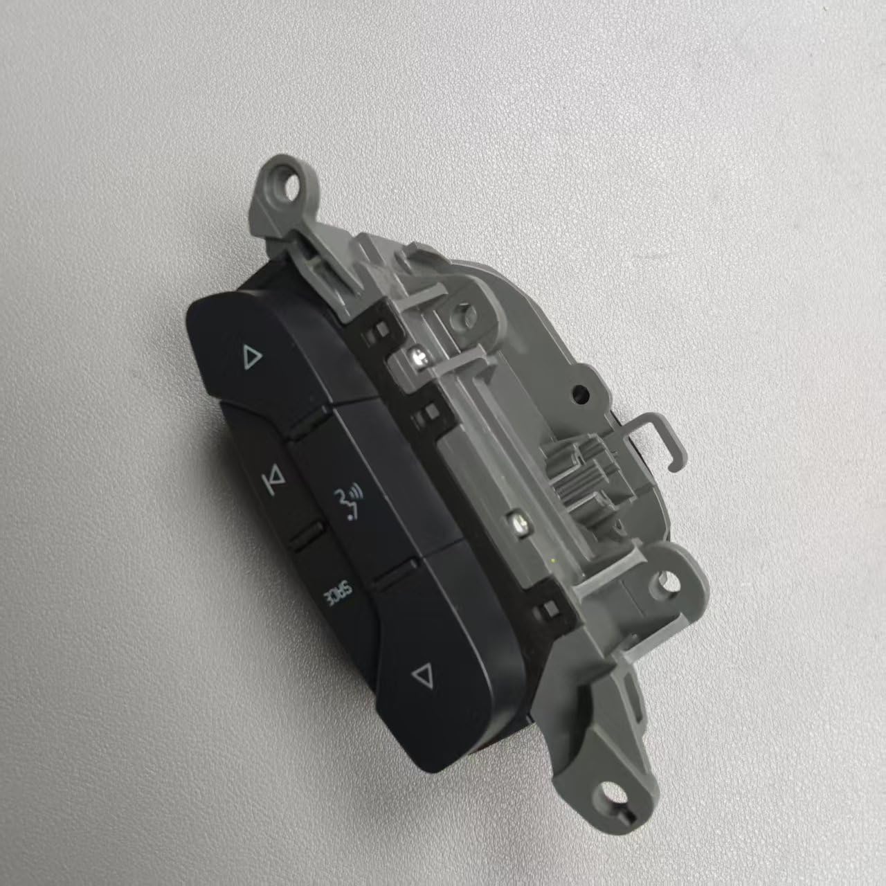 Steering Wheel Cruise Control Switch 15819311