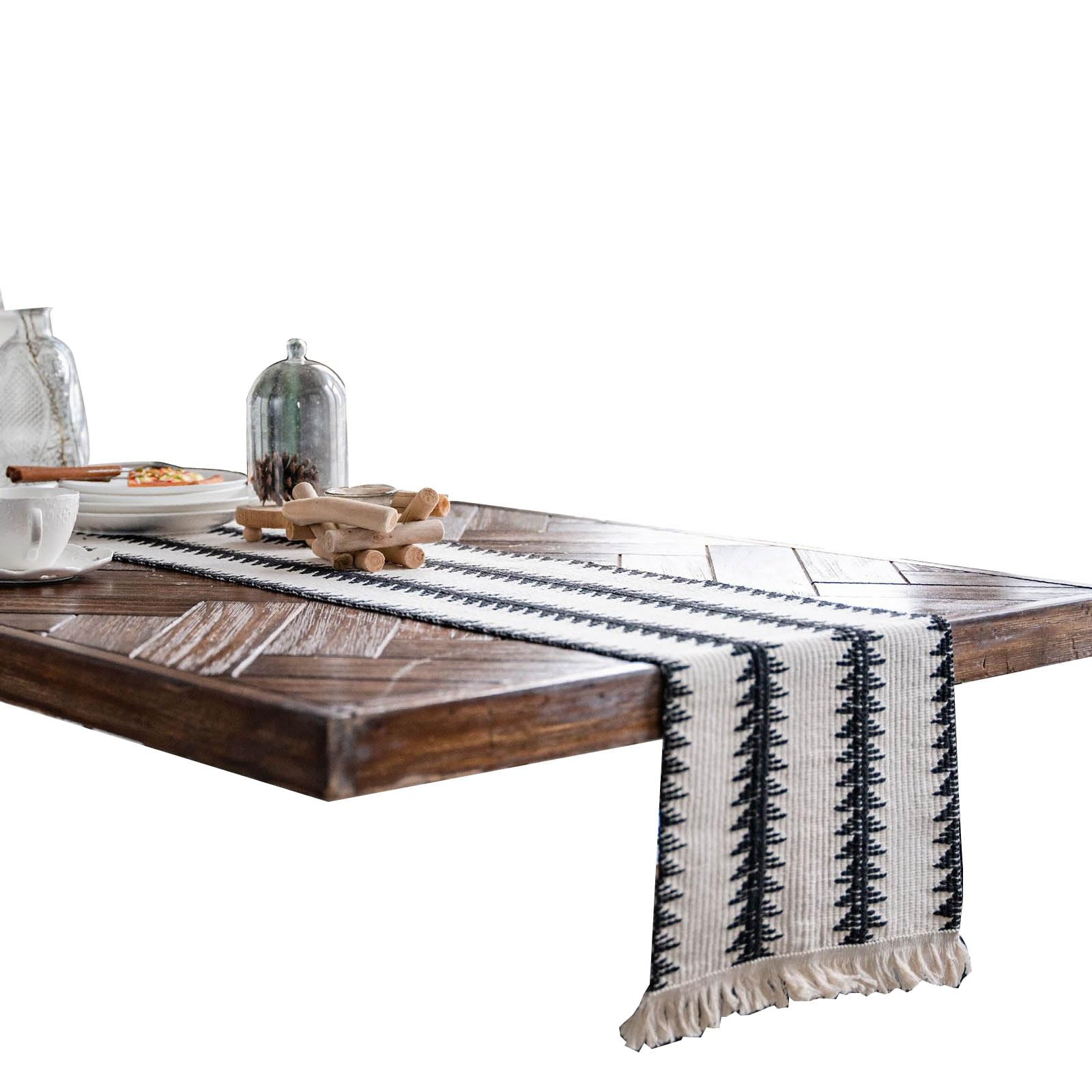 Chemin de table en coton et lin avec pompons à la main - Motif cœur rouge ou arbre noir et blanc - Style rustique bohème - Pour cuisine, décoration de table, intérieur ou fête - 120 x 30 cm