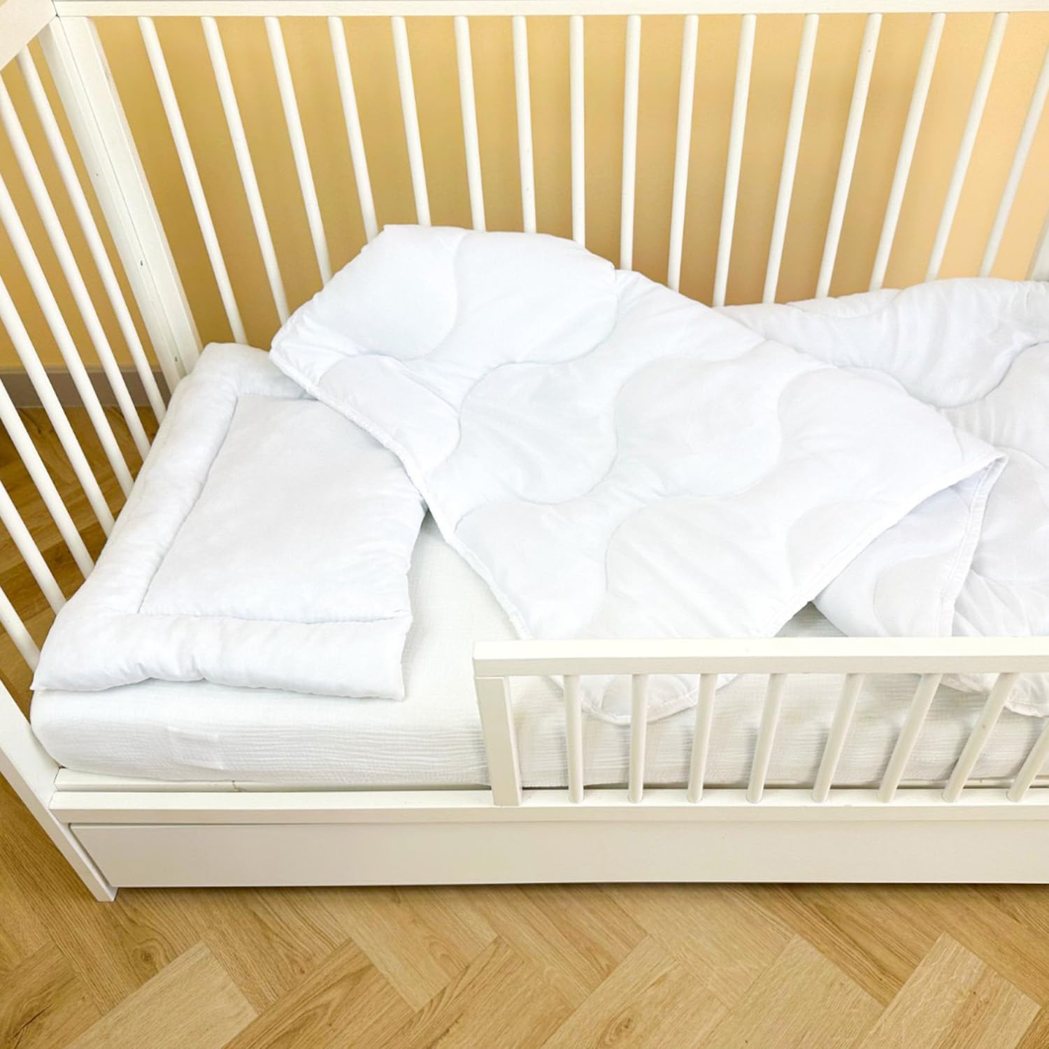 PLUMERI Kinderbettdecke 100x135 cm + Kissen 40x60 cm, 2-teilig, ganzjährig | HCS-Füllung 200 g/m², flaches Profil, Silikonfaser 180 g, waschbar bis 95 °C, ohne Bezüge und Laken, OEKO-TEX Rohstoffe