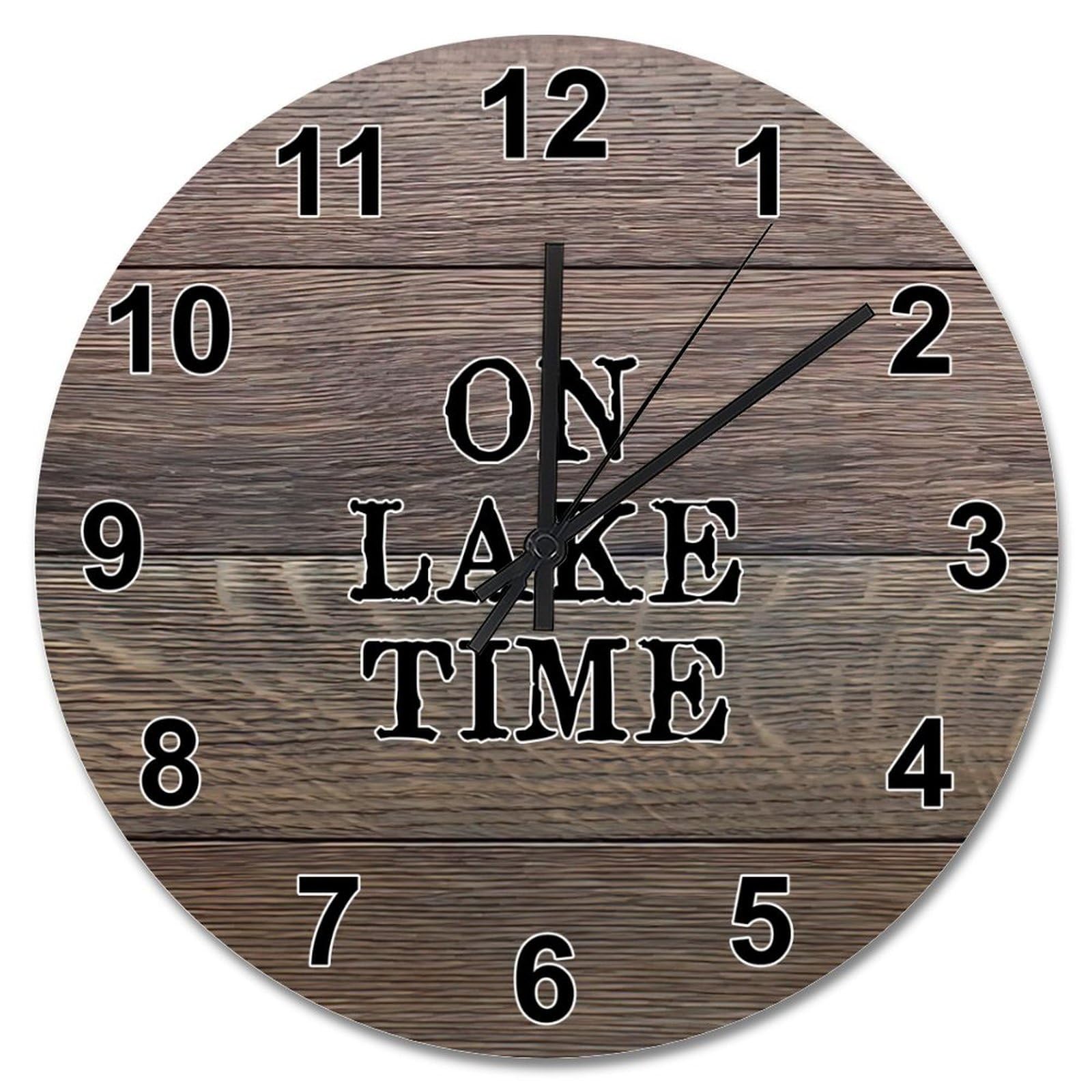 Horloge murale bois de grange pour une ambiance On Lake Time