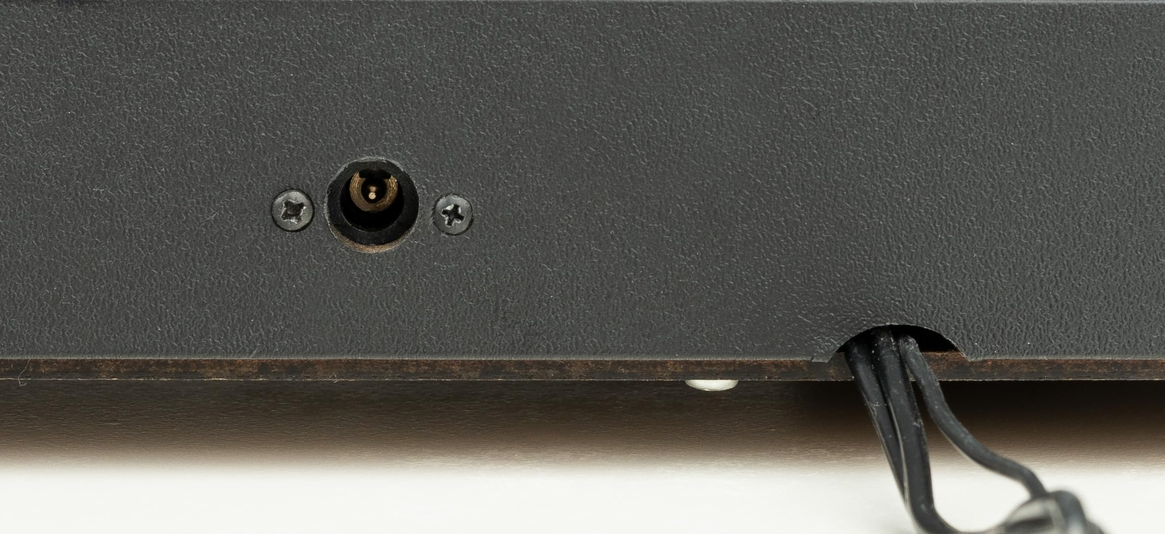 Audio F100P, w pełni automatyczny gramofon klasy podstawowej z AT3600L, w zestawie wstępny poziom Phono, czarny