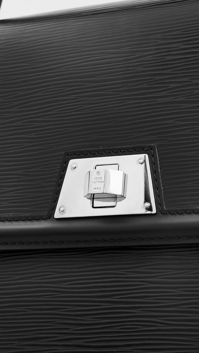 Women's Pre-Loved Louis Vuitton Sevigne GM Shoulder Bag, Epi Leather - Image 4