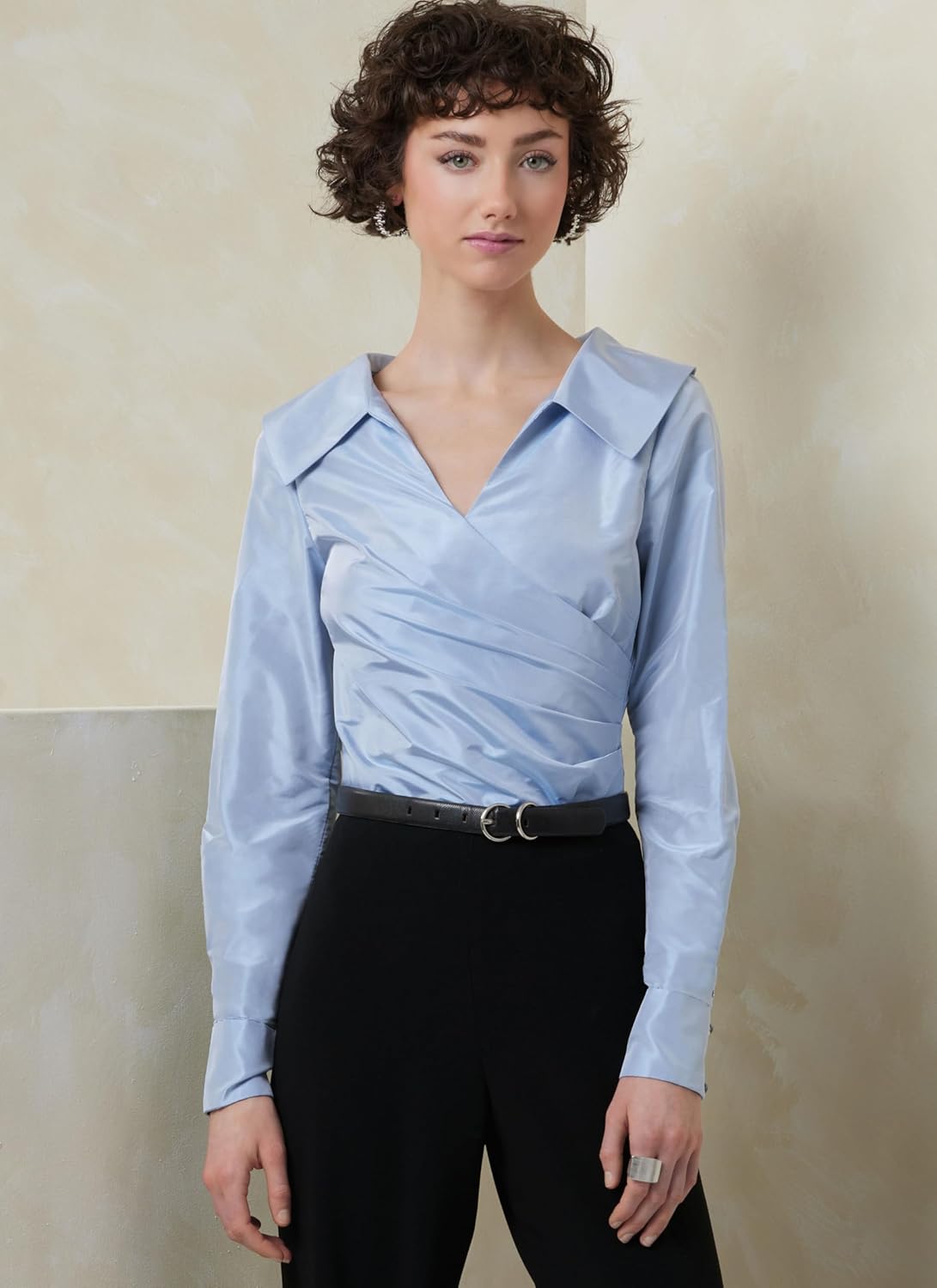 Vogue V2113B5 Misses' Fitted V-Neck Top Sewing Pattern Packet, Design Code V2113, Sizes 8-10-12-14-16