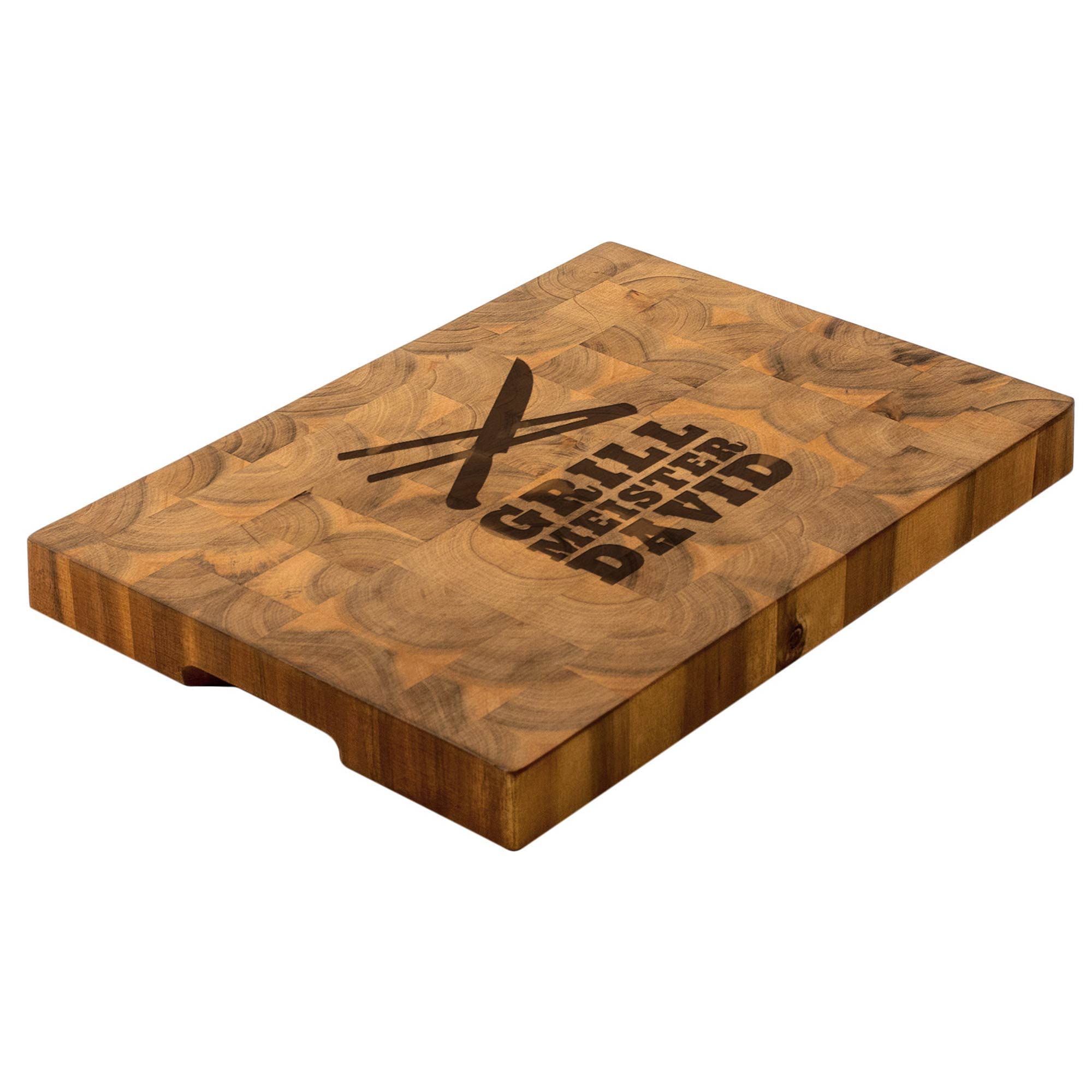 Casa Vivente Schneideblock aus Holz mit Gravur für Grillmeister, Personalisiert mit Name, Küchenzubehör für Genießer, 42 x 30 x 4 cm