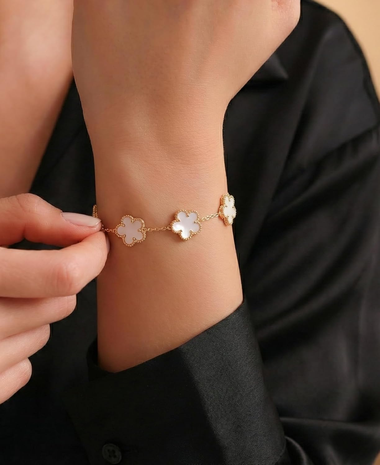 Billet-doux 18k Gold Plated Clover Flower Bracelet for Women, White/Black/Gold Flower Clover Motif Link Chain Bracelets, Adjustable size, Trendy Charm Jewelry Gifts for Women - Image 5