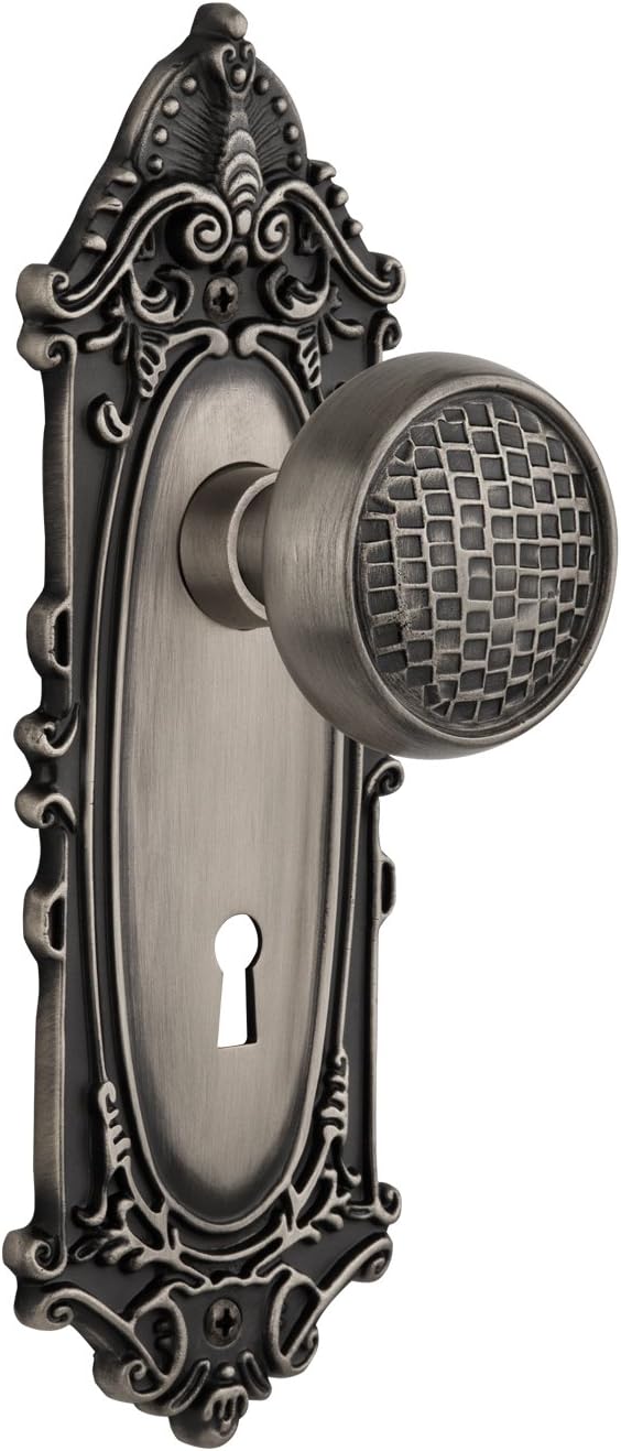 Nostalgic Warehouse Victorian Plate with Keyhole Craftsman Knob, Privacy - 2.75", Oil-Rubbed Bronze