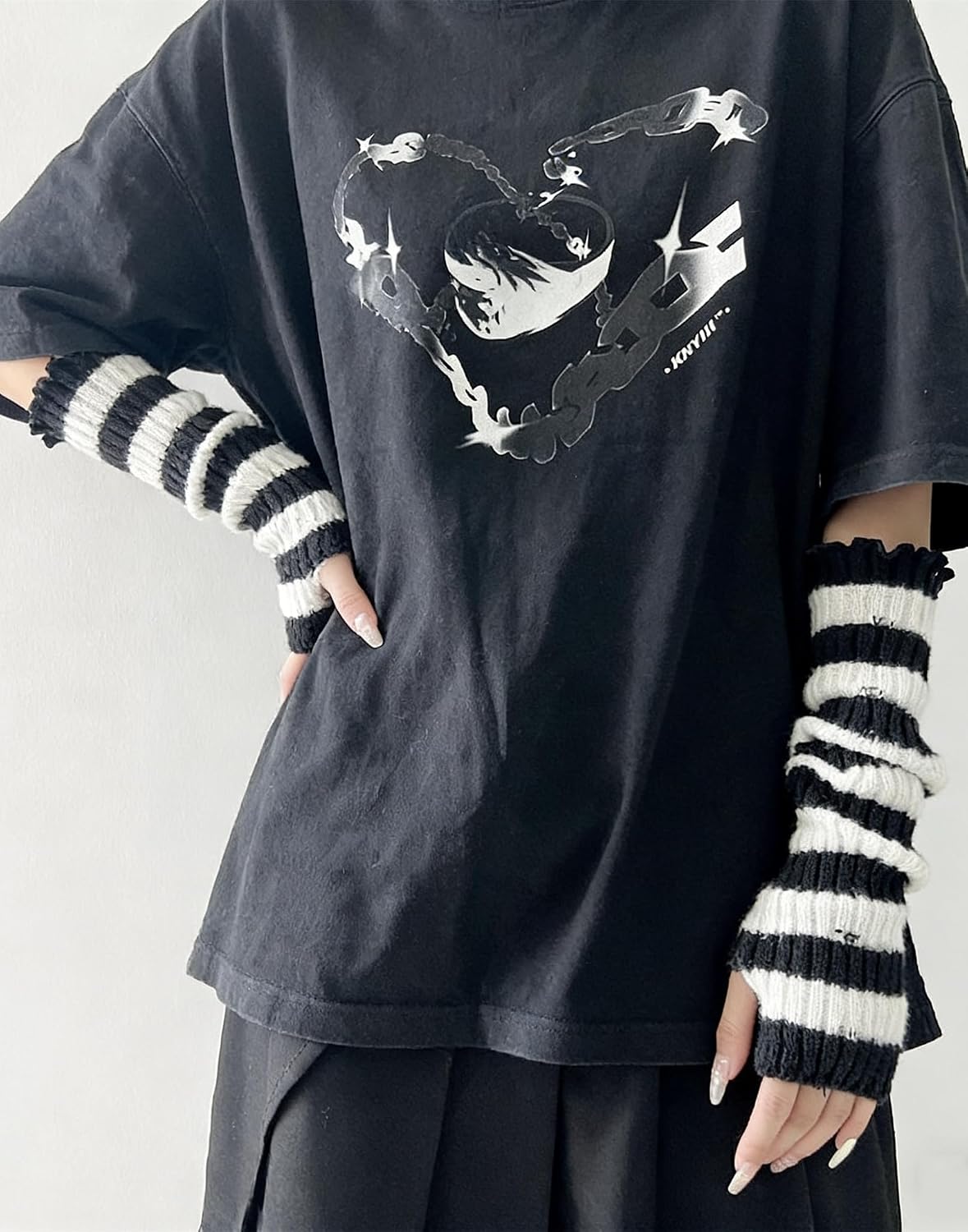 Punk Arm Warmers Goth Y2k Striped Knit Fingerless Grunge Gloves with Thumb Hole Japanese Harajuku Cosplay Style