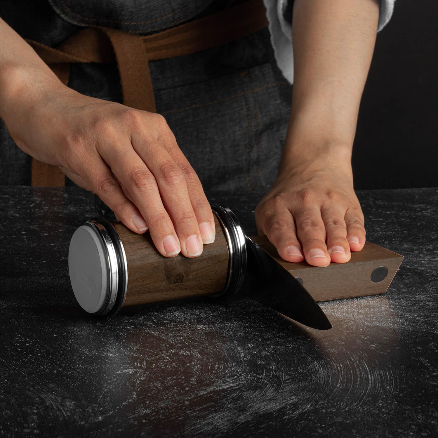 SENKEN Rolling Knife Sharpener with Solid Wood Magnetic Base - Sharpens at 4 Angles 15°, 18°, 20°, and 22° - Includes Diamond and Ceramic Discs