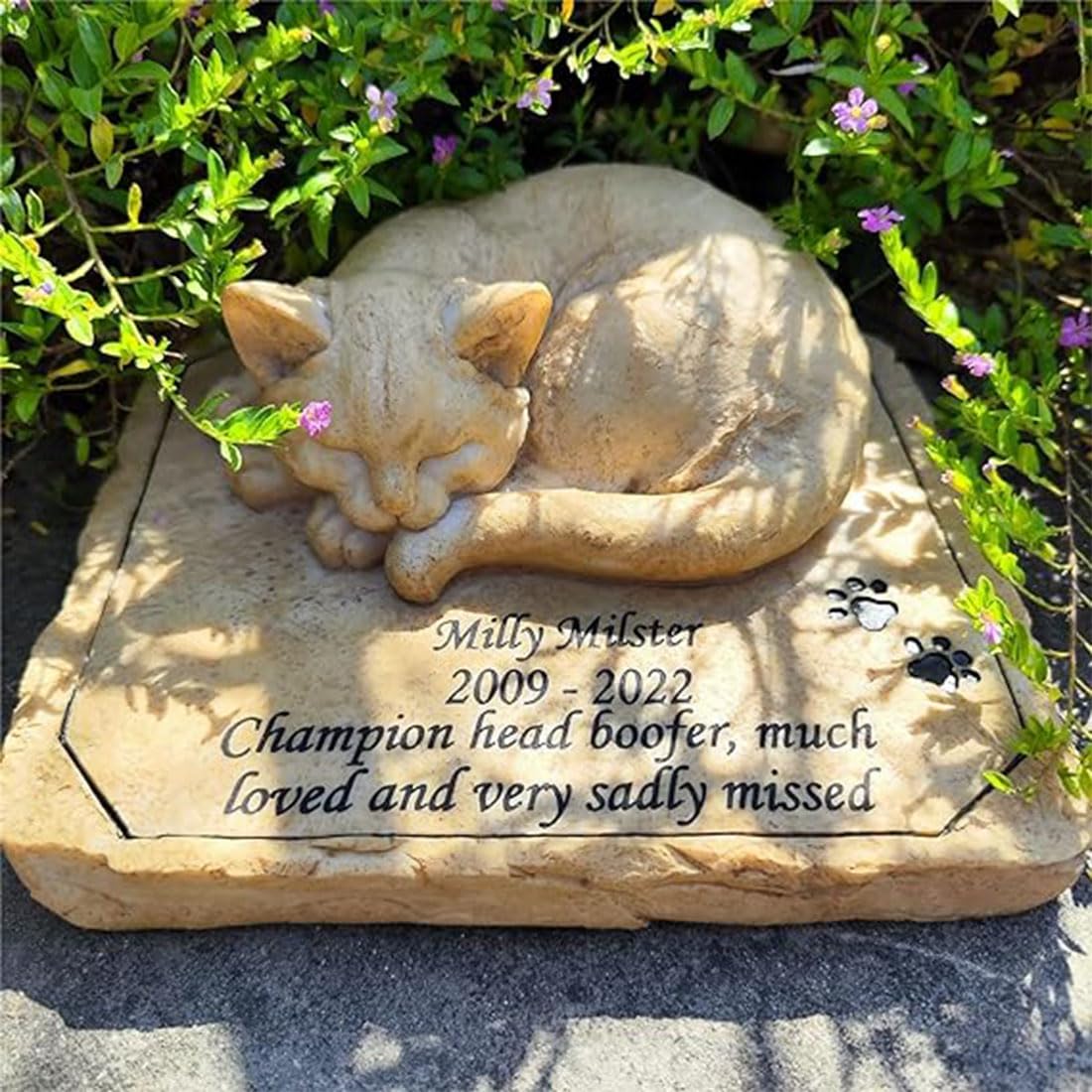 Piedra Conmemorativa Personalizada de un Gato durmiendo - Estatua de Gato para jardín - Piedra Conmemorativa de Mascota - Lápida para Tumba de Gato - Peldaño de Gato para conmemorar Mascota perdida