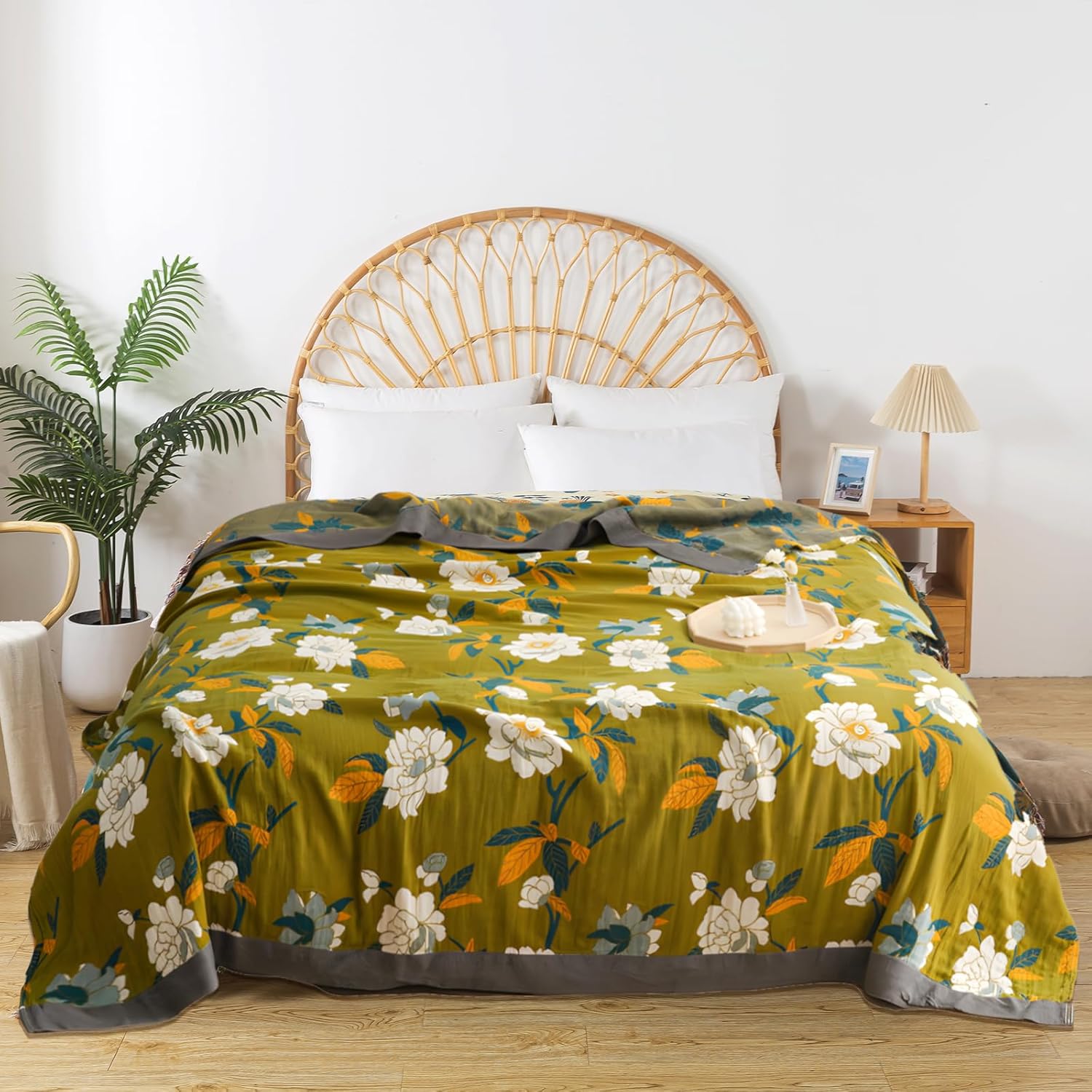 Watbro Boho Throw Blanket for Bed - 100% Cotton Ultra Soft Luxury Throw Rustic Fall Quilt,Green Floral Printed Farmhouse Decor Bed Blankets,60"×80" All Season Rustic Throw for Living Room Sofa