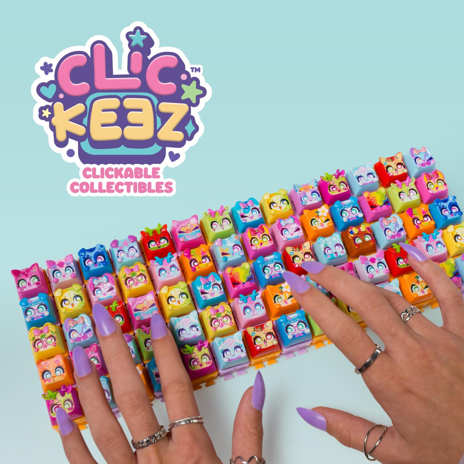 CLICKEEZ Multipack Serie 2 – 5 Mini Figure Kawaii da Cliccare – Keycap Trasformabile con Portachiavi – Fidget Toy Sensoriale con Effetto ASMR – Gioco Collezionabile – Da 6 Anni