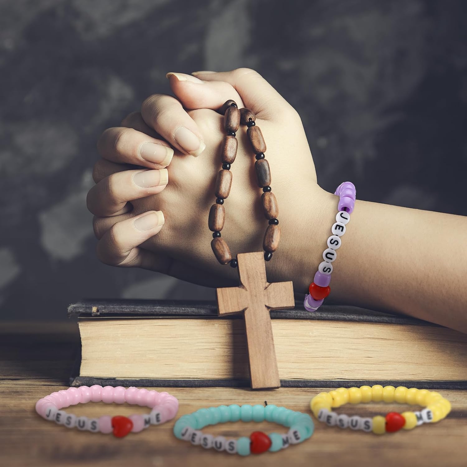 Ferreve 35 Sets Pastel Religious Bead Wristband Craft Kit Jesus Love Me Faith DIY Bead Craft Kit Love Letter Charms for VBS Week Sunday School Christian Bible Verse Gifts Making