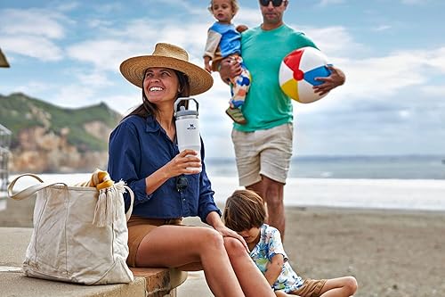 Miniatura 27 de Stanley - Vaso con popote plegable IceFlow con asa de 30 onzas Tapa de giro y popote abatible Botella de agua resistente a fugas Acero