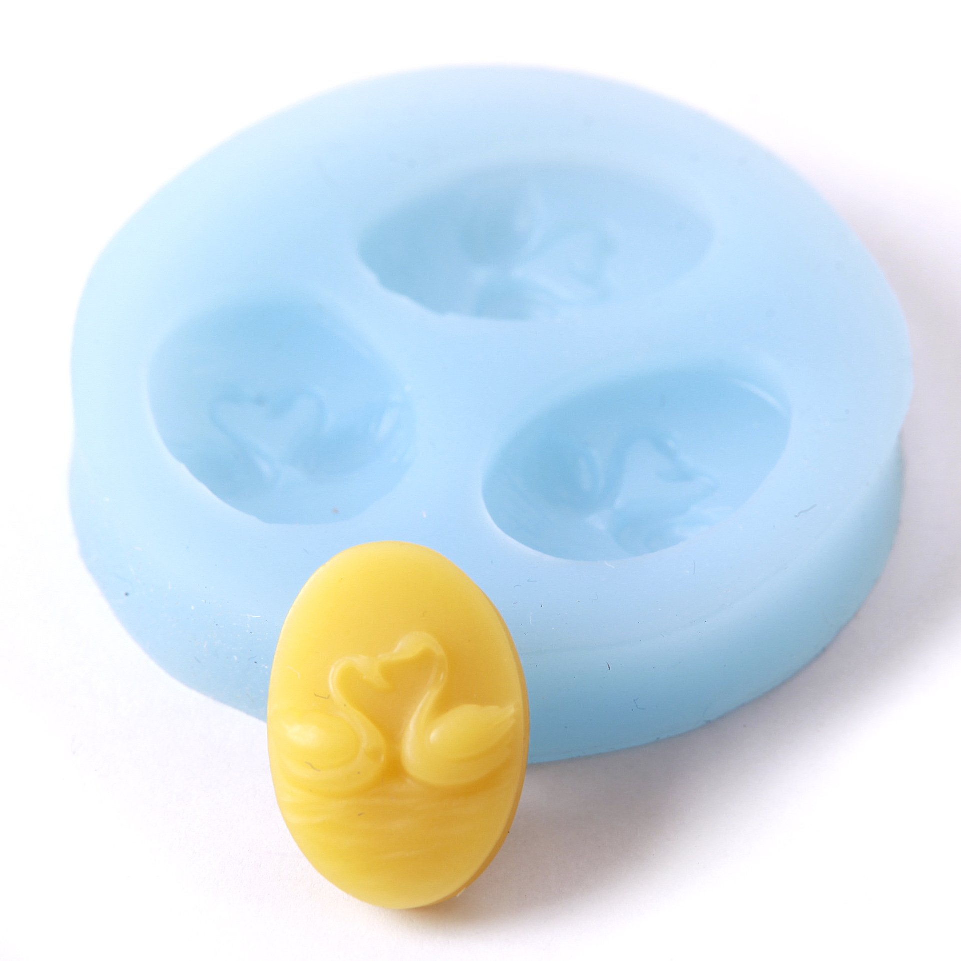 Molde de silicona de cisnes para acabados de repostería fina y alta fidelidad en detalles