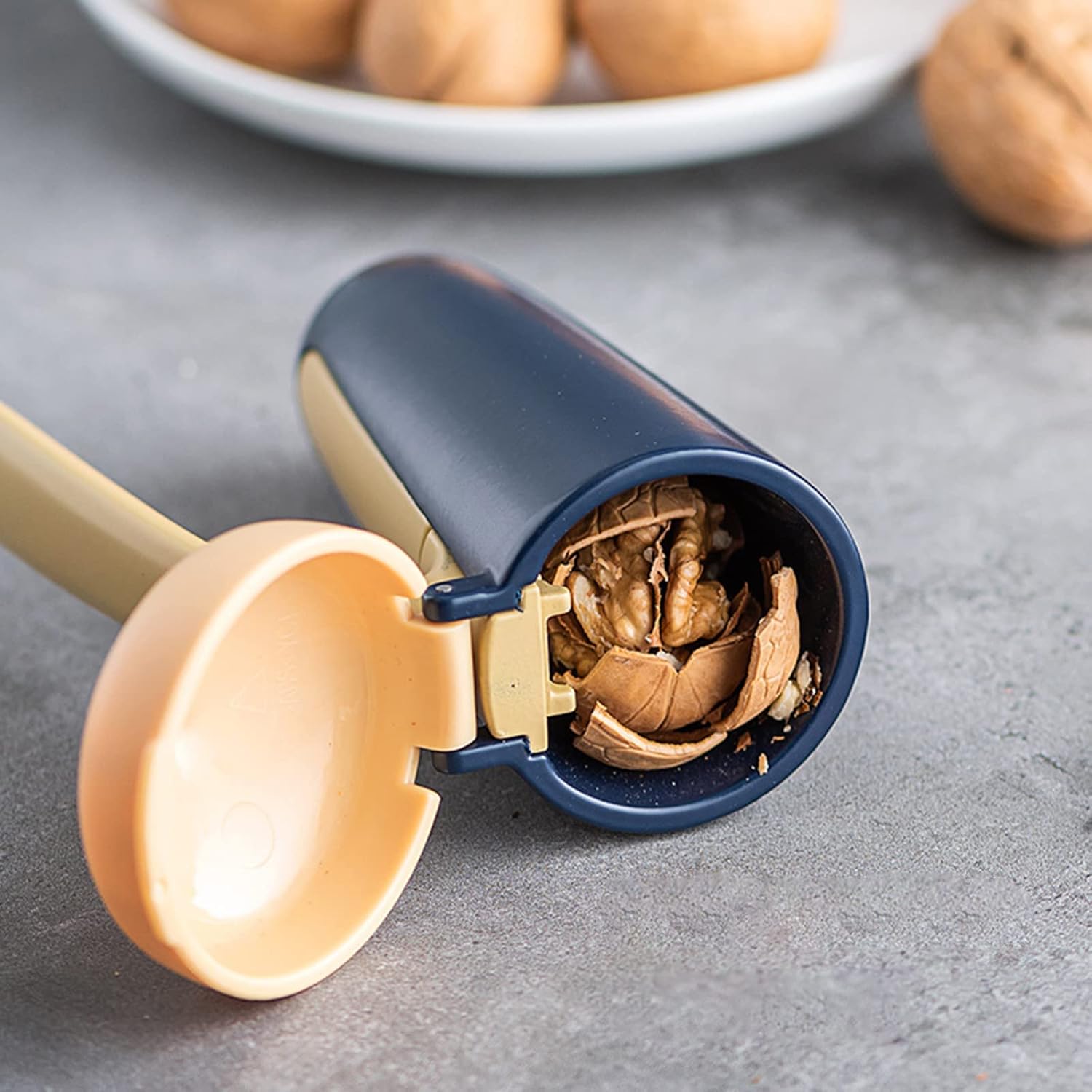 Nut Crackers,Walnut Cracker with Splash-Proof and Labor-Saving for All Nuts Kitchen Tool(1PACK) : Grocery & Gourmet Food