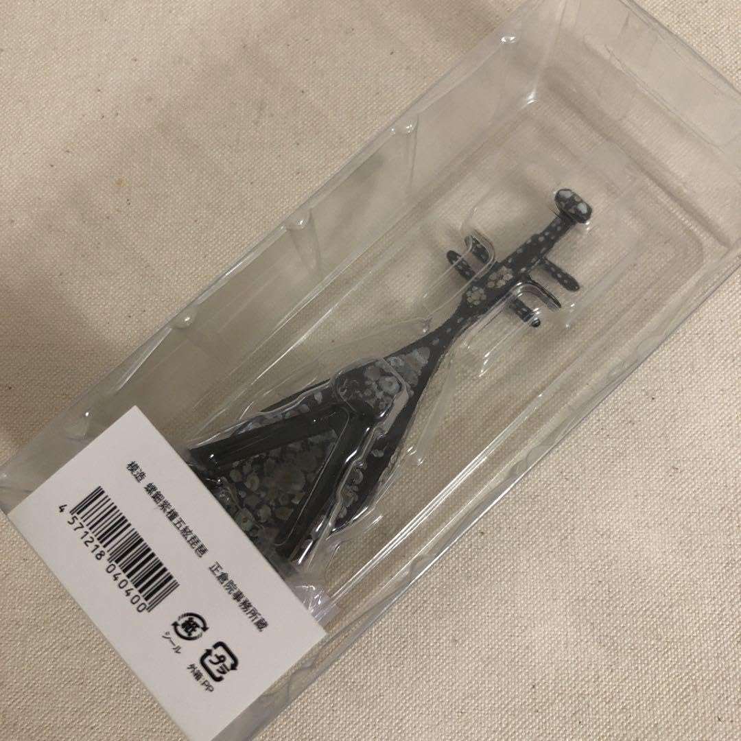 Amazon.co.jp: 正倉院宝物 五絃琵琶フィギュア ミニチュア : おもちゃ