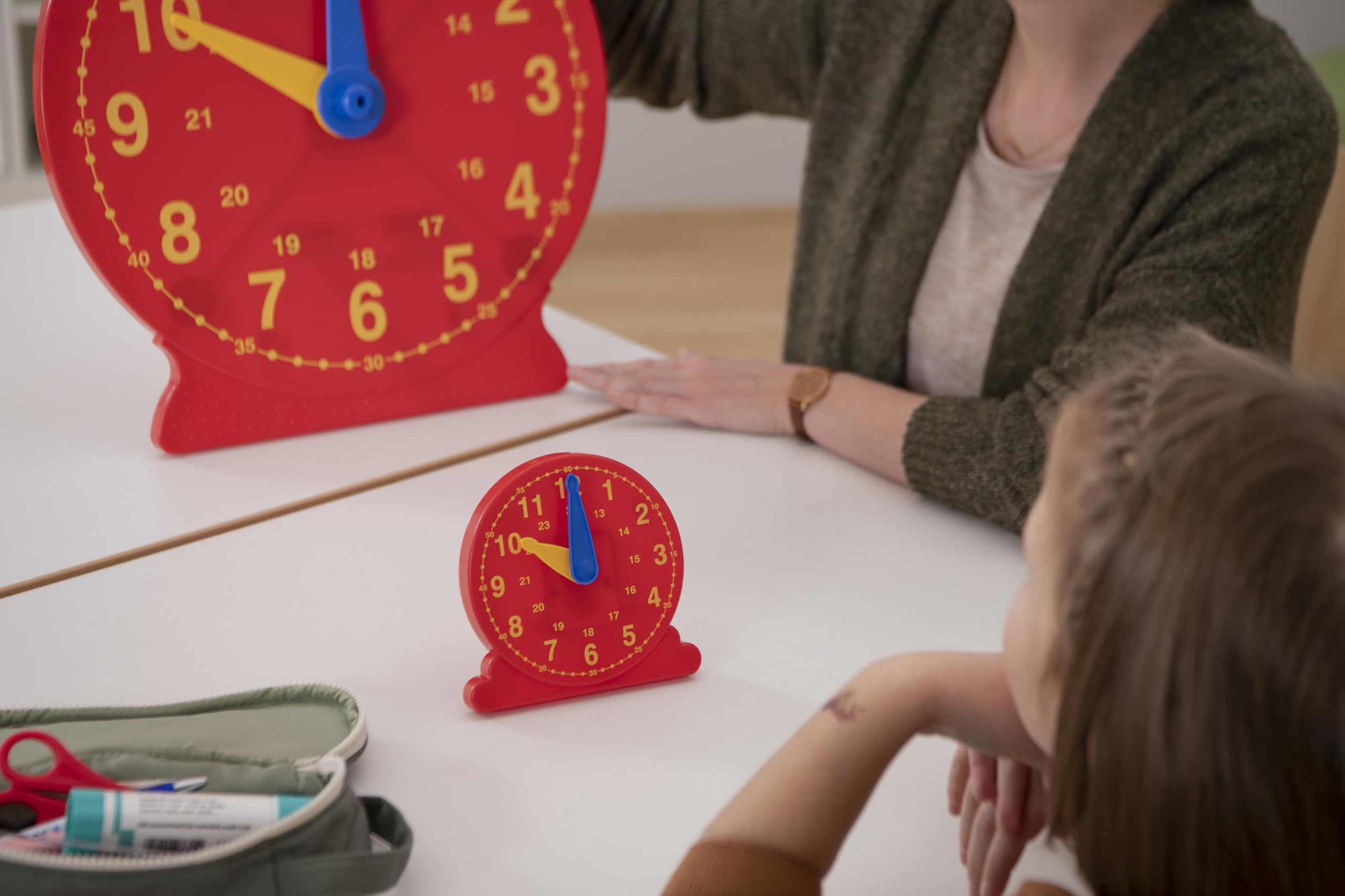 Betzold - Schüler-Uhr Klassensatz mit Box - 25 Lernuhren, 1 Demonstrationsuhr