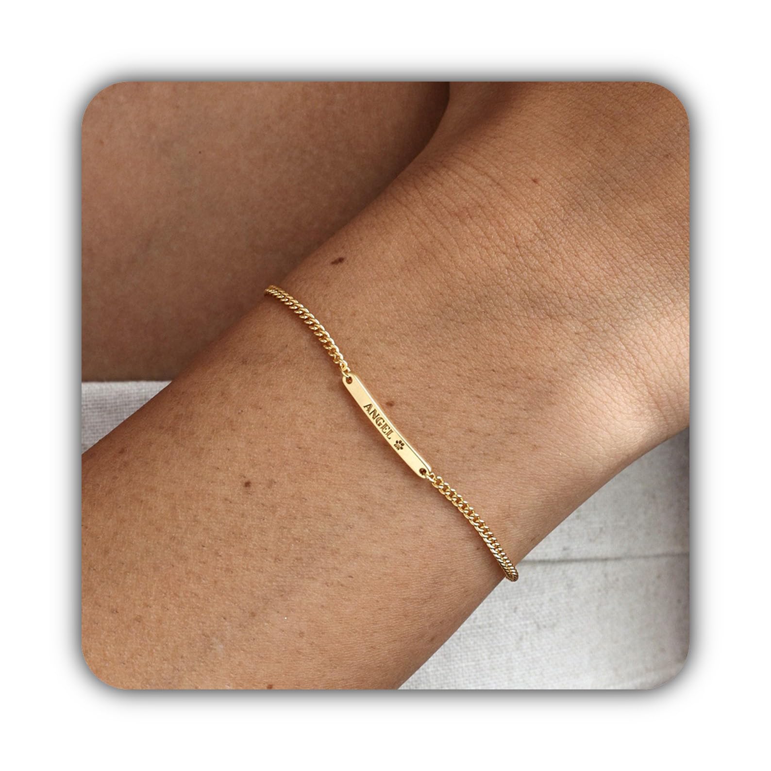 Pulsera de barras Minimalista grabada con cadena de la placa 925 Acoplamiento de nombre personalizado Colgante de delicado personalizado Nombre apilable Pulsera de la mascota