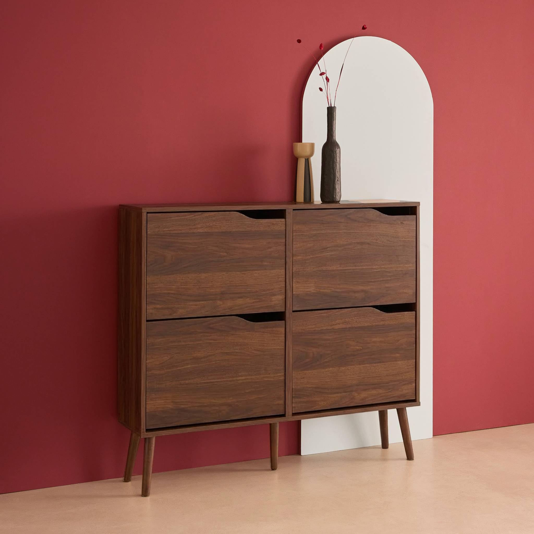 sweeek Scarpiera con Decoro Effetto Legno, 4 Ante Noce - 110x23x96 cm