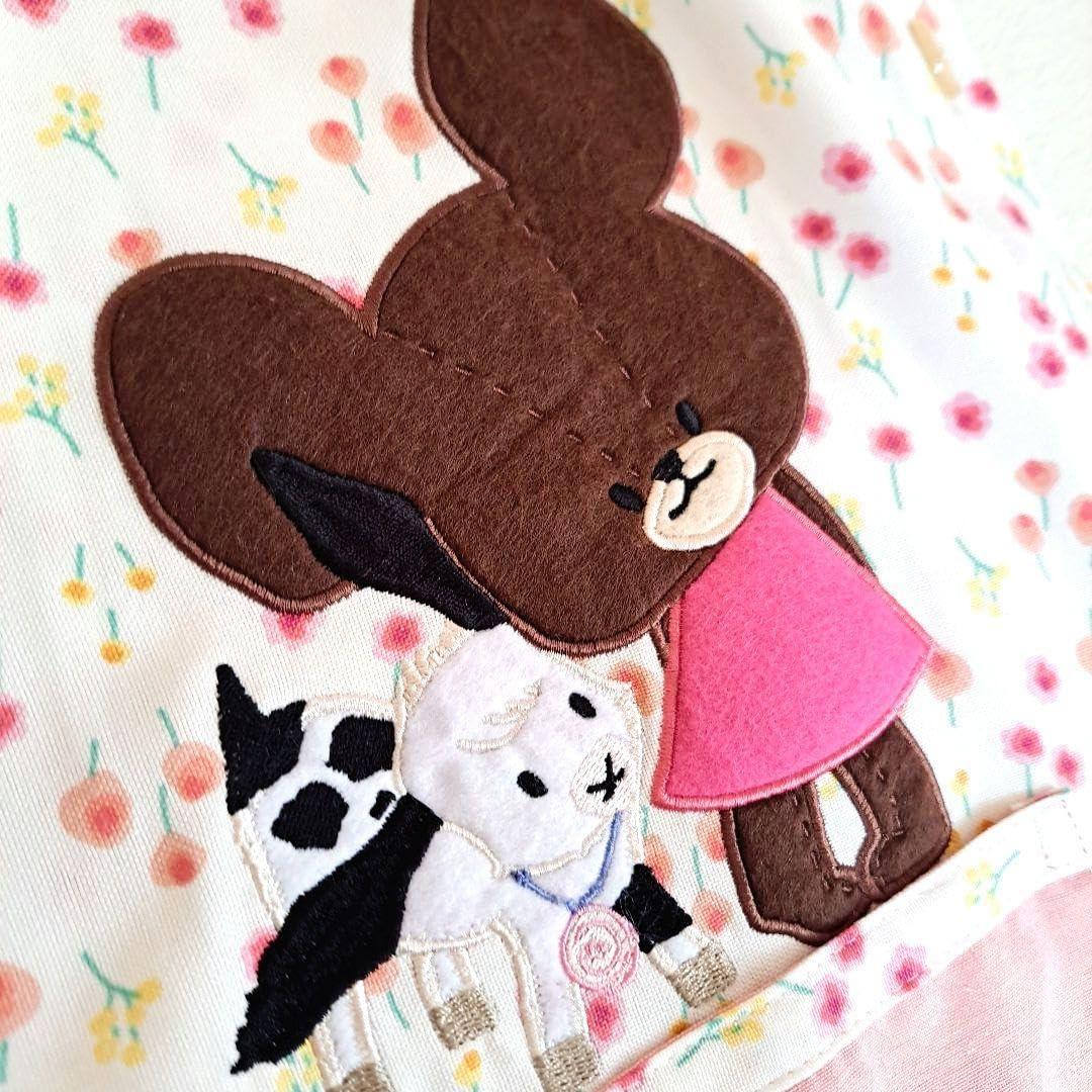 Amazon.co.jp: くまのがっこう ジャッキー うし お花 エプロン M-L