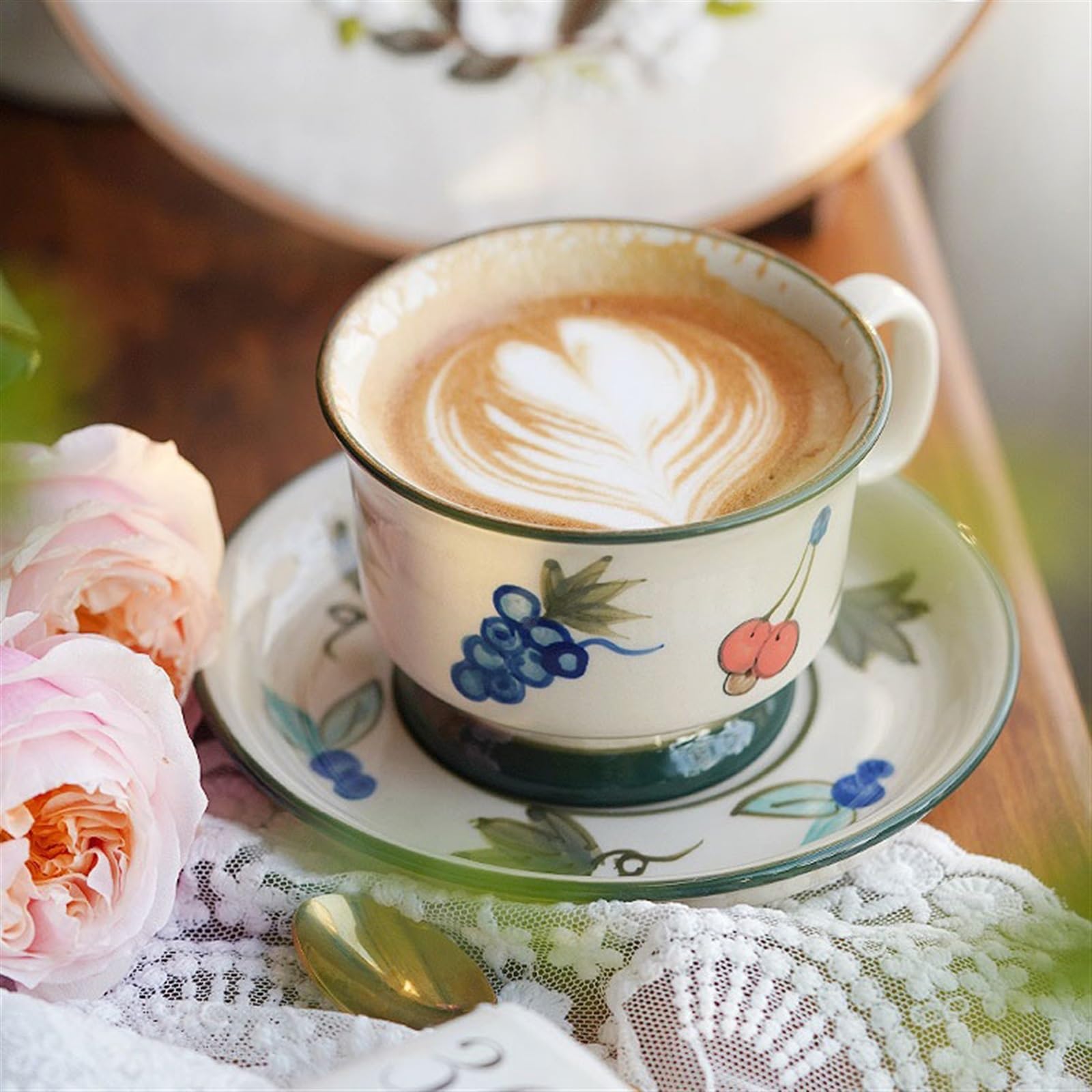 Tasses Ensemble de tasses et soucoupes à café et soucoupes à thé de l'après-midi, rétro européen, tasses à thé noir exquises de haute qualité, tasses sous glaçure peintes à la main Café Boisson Tasse