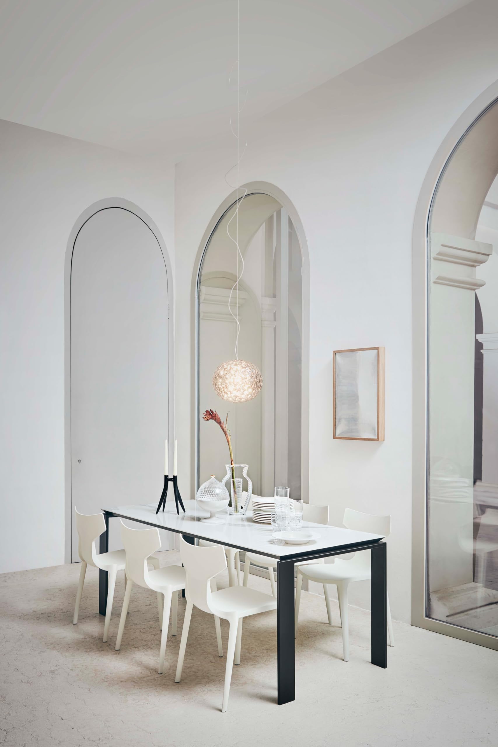 Amazon｜Kartell(カルテル) ダイニングチェア 『Re-Chair(リチェア