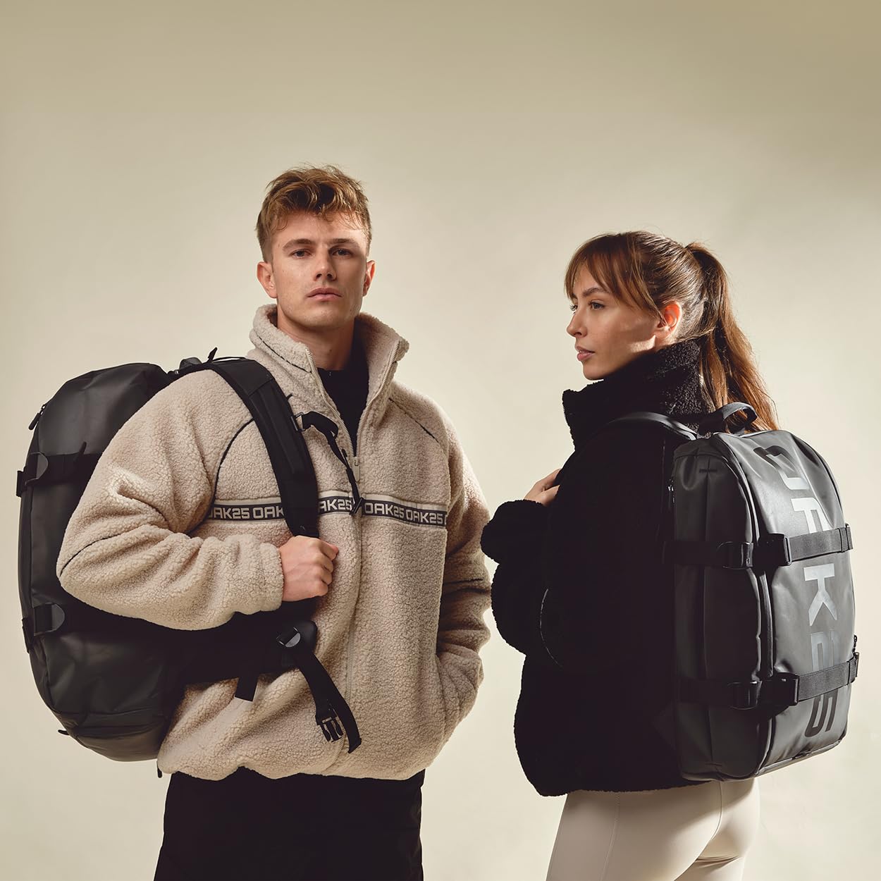 OAK25 Zaino Grande da Uomo & Donna Nero - Luminite Daybag - Zaino Riflettente per Bicicletta e Lavoro - Con Scomparto per Laptop - Idrorepellente