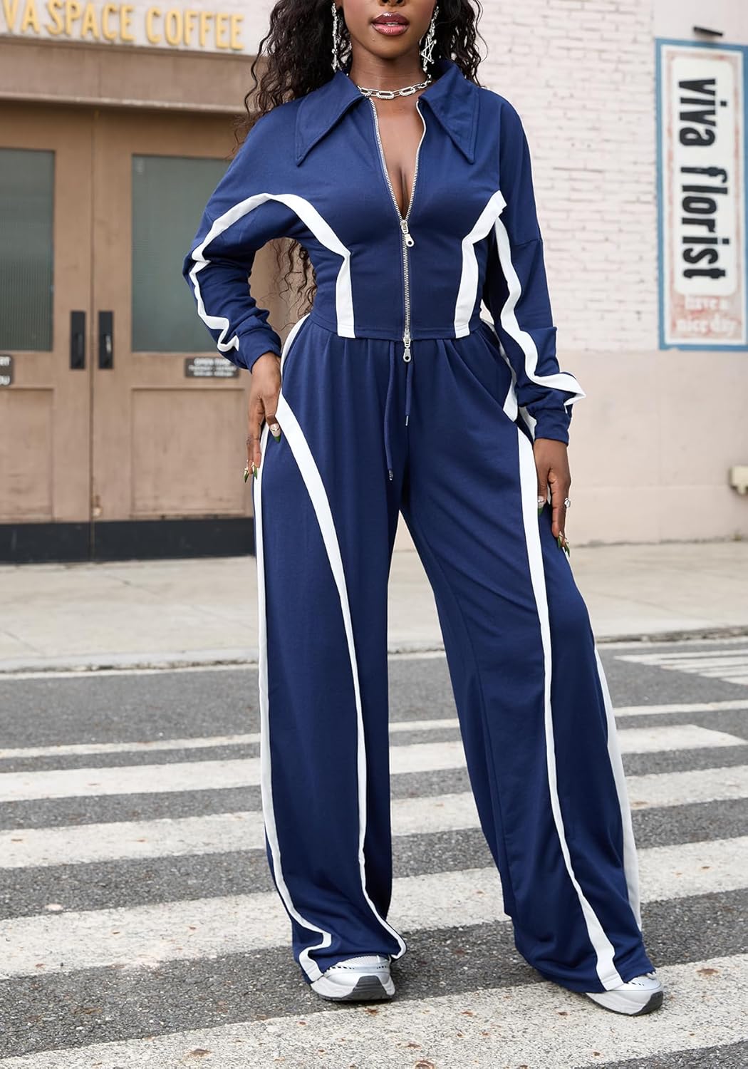 DINGANG Women 2 Piece Sweatsuit Sets Striped Zip Up Cropped Sweatshirt Wide Leg Sweatpant Tracksuit Sets - Image 3