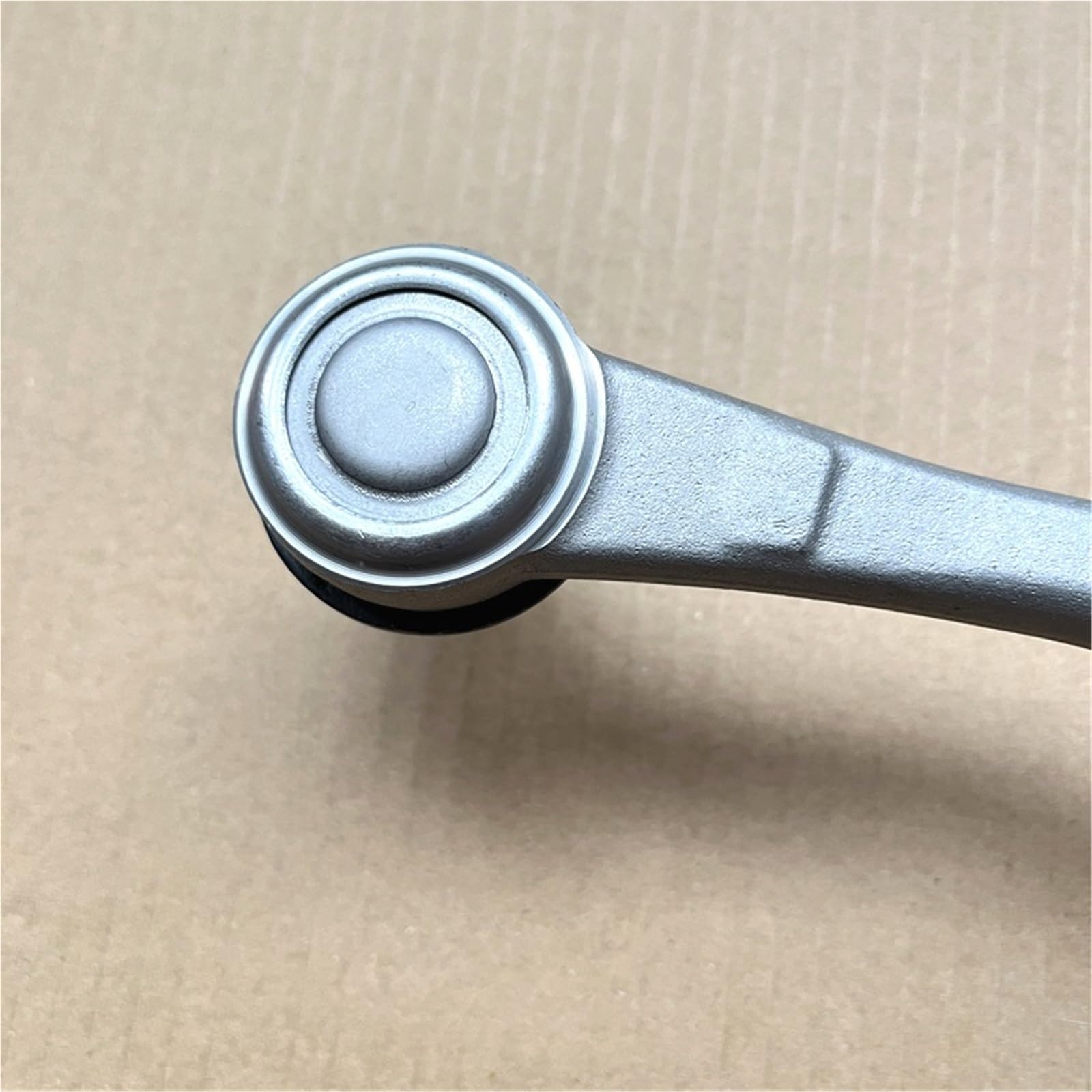 rążka kierowniczego Pasuje do Peugeot B9 308 5008 3008 Citroen C4 DS4 Głowica kulowa Przekładnia kierownicza Zewnętrzne części zawieszenia samochodowego