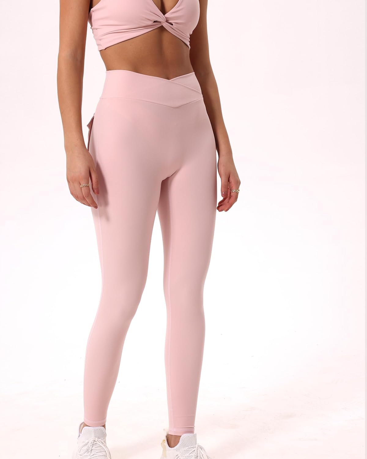 Danysu Cargo Leggings for Women with Pockets V Waist Butt Lifting Workout Gym Leggin Soft