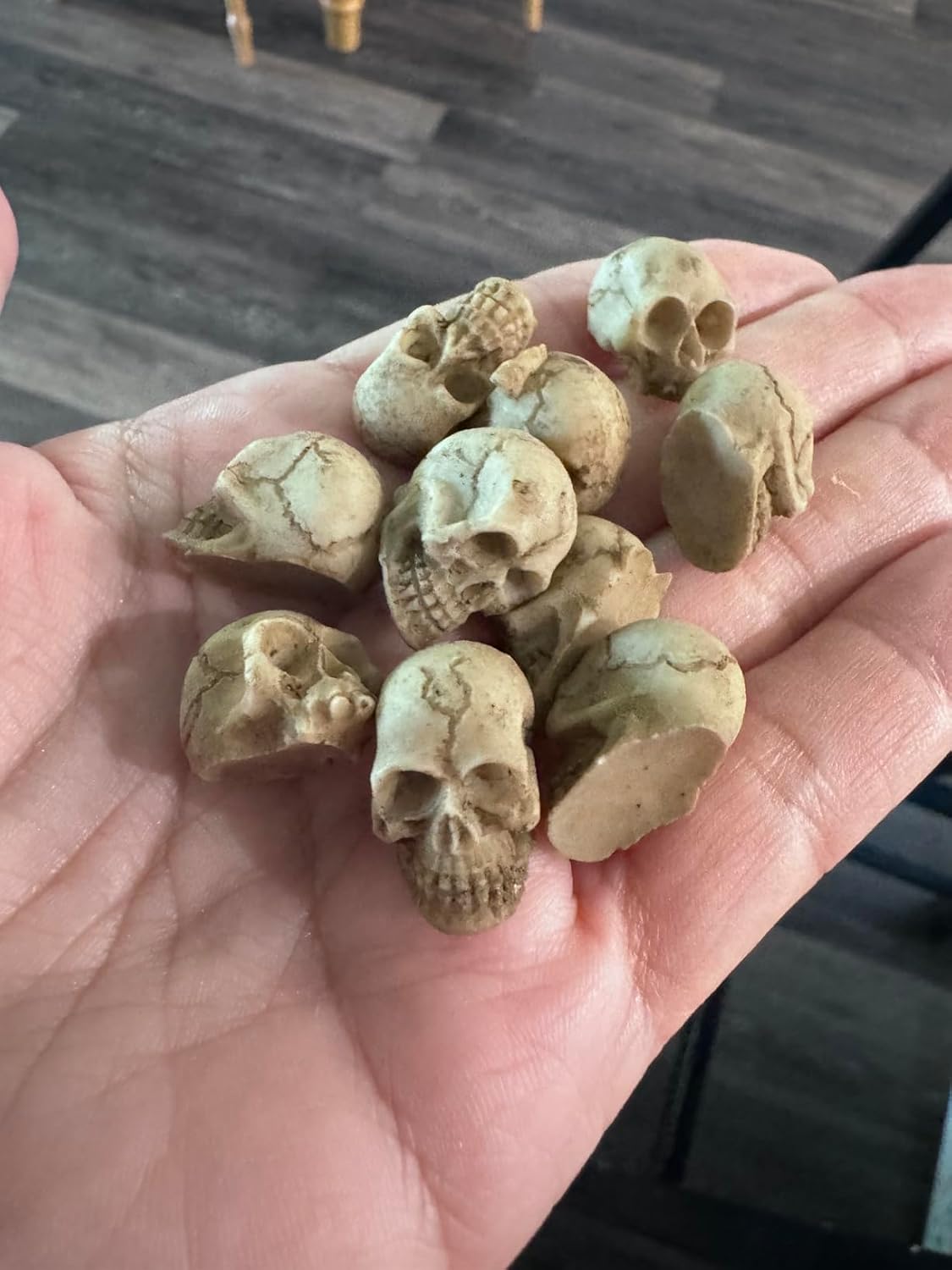 YZHZOM 20pcs mini Resin Skulls, Halloween mini Figures Skull Head Decor Halloween Skeleton Decorations Tiny Skulls Miniatures image 2