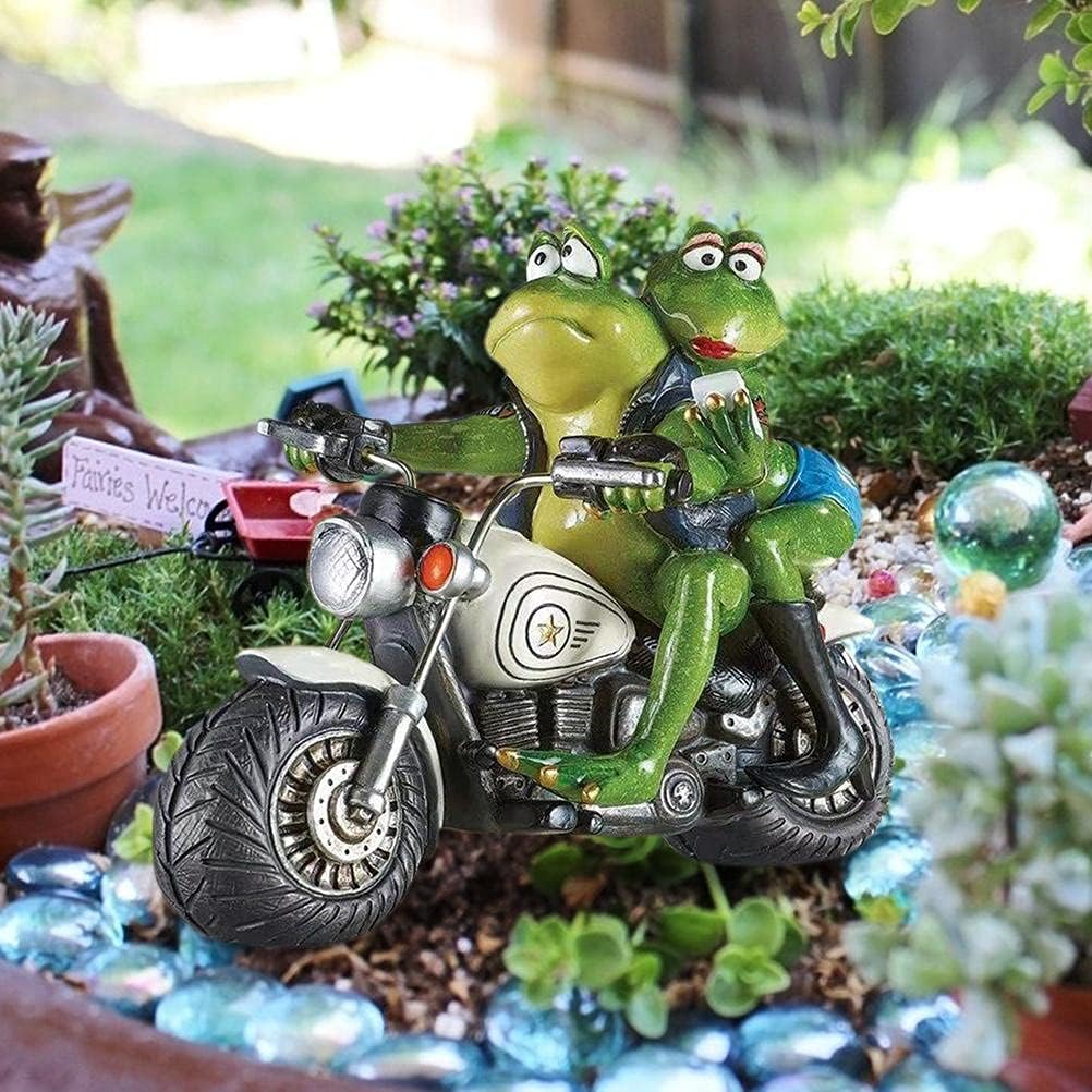 PEPENE Garden Sculpture Funny Frogs Couple on Motorcycle Statues, Statue Garden Art Figurines for Outdoor Yard Patio Decoration