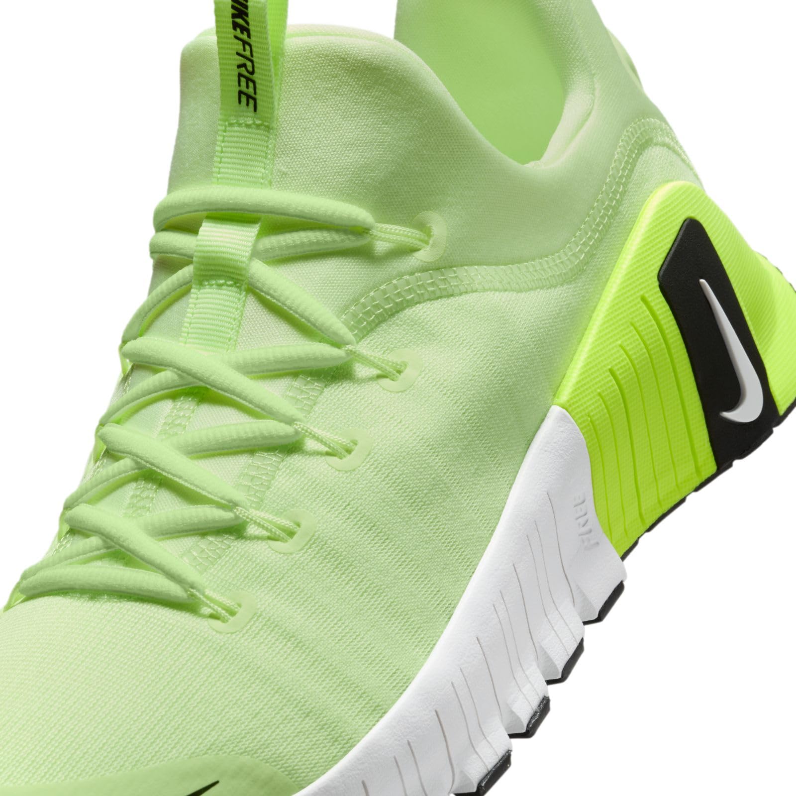 NIKE Men's Free Metcon 6Sneaker
