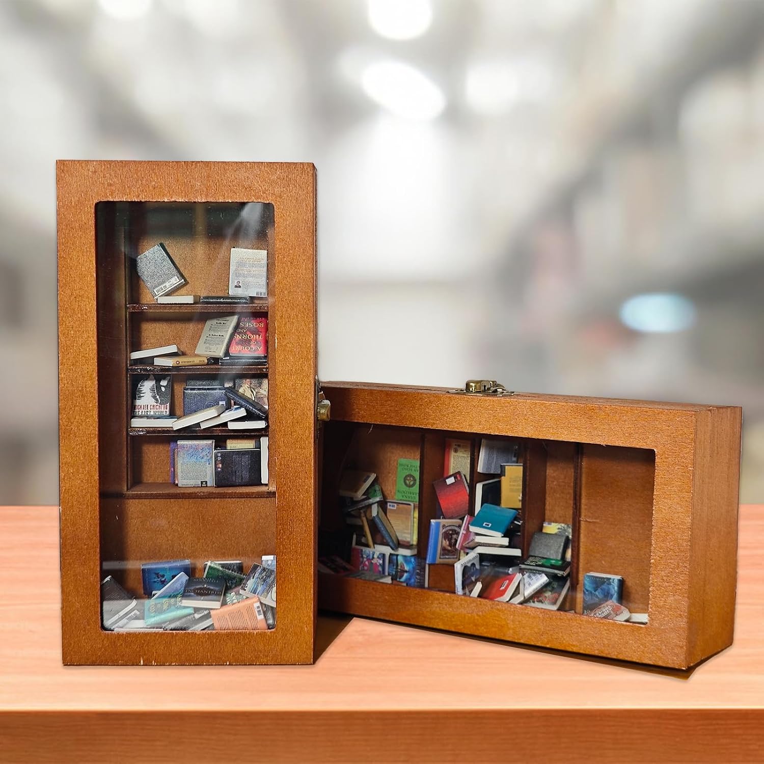 Wooden Anxiety Bookshelf Ornament, Shaking Bookshelf Toy Stress Reliever Desk Ornament, Miniature Book Library with Mini Books for Home Room Living Room Office Decoration (80PCS