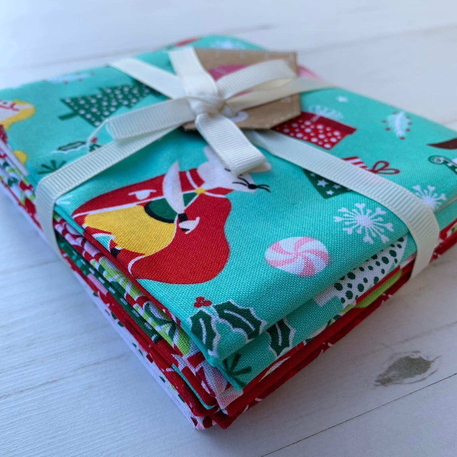 Christmas Xmas Themed 5 Pack Fat Quarter Fabric Bundle Selection for Patchwork Quilting Sewing Crafts | 19" x 20" (50cm x 52cm) (Nutcracker)