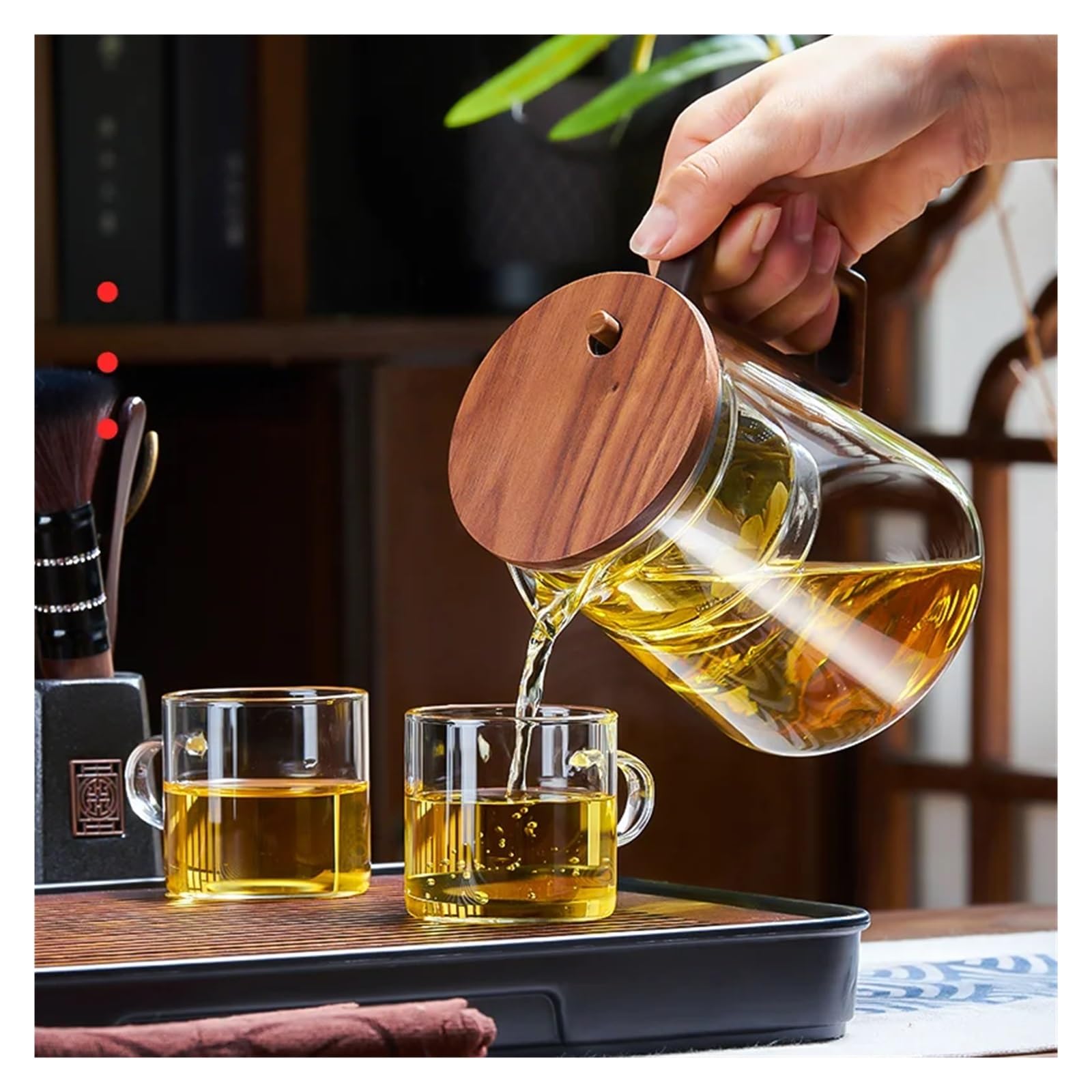 Tetera Tetera de Vidrio Resistente al Calor Tetera con Filtro de un botón Máquina for el hogar Práctico Juego de té con Filtro calentable(750ML)