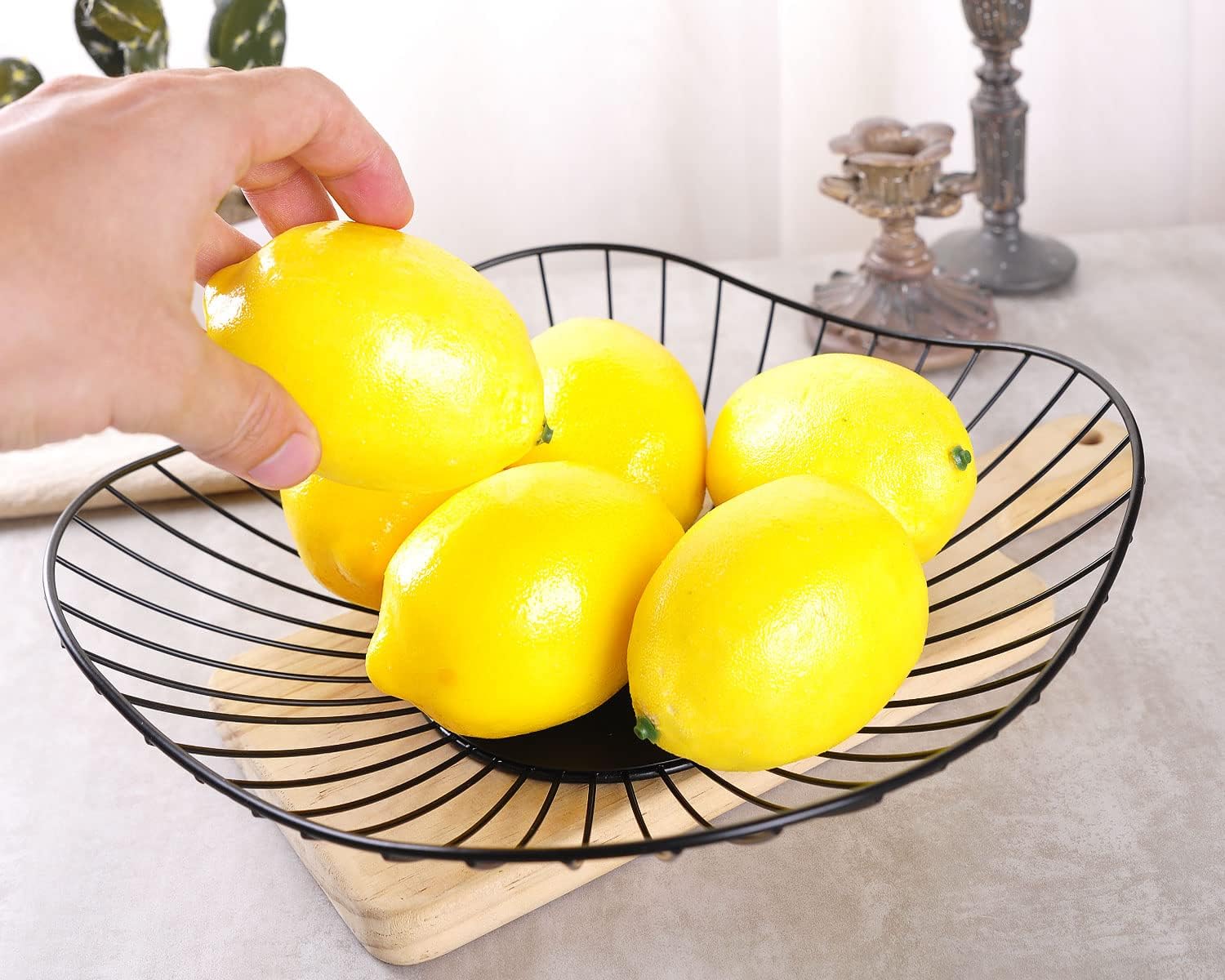 IBWell Short Curved-Edge Modern Creative Stylish Single Tier Dish,Metal Iron Wire Fruit Vegetables Bread Decorative Stand Serving Bowls Basket Holder (Square Dish) (1, Black)