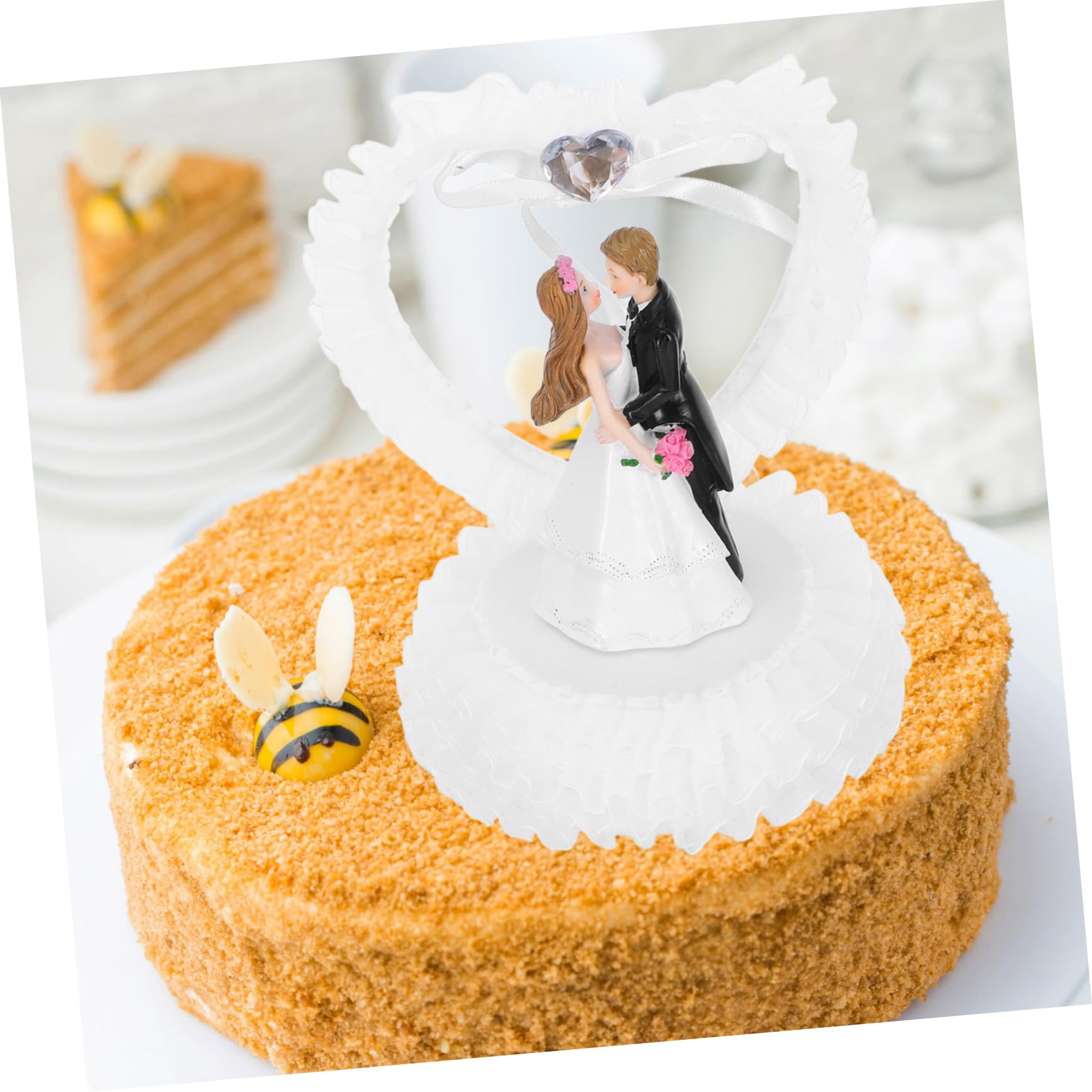 Romantische Hochzeitstortenfigur aus Kunstharz Brautpaar mit Herz Weiß für Kuchendekoration und Tischdeko zur Hochzeit