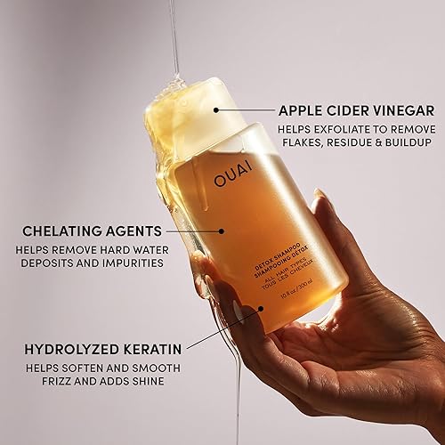 Miniatura 8 de OUAI Champú desintoxicante  Champú clarificador para acumulación, suciedad, aceite, producto y agua dura, vinagre de sidra de manzana y queratina
