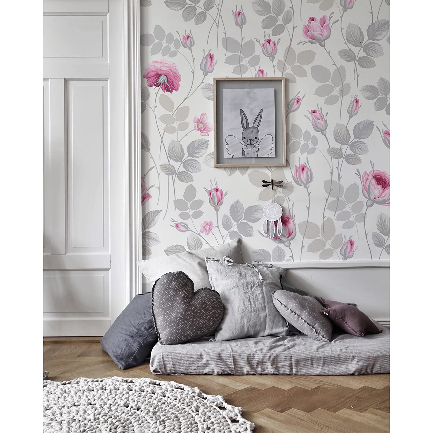 Papier peint intissé 152x104cm roses floraux lumineux pour rénover un meuble abîmé