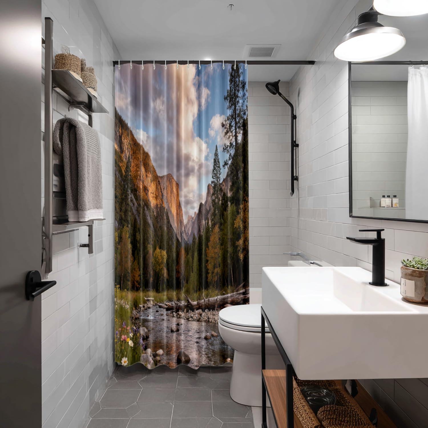 Batmerry Cortina de ducha con diseño de paisaje salvaje verde savia, hermosa decoración de baño de fibra de poliéster, anillos de plástico de secado rápido, impermeable, para bañeras/baño, 72 x 36
