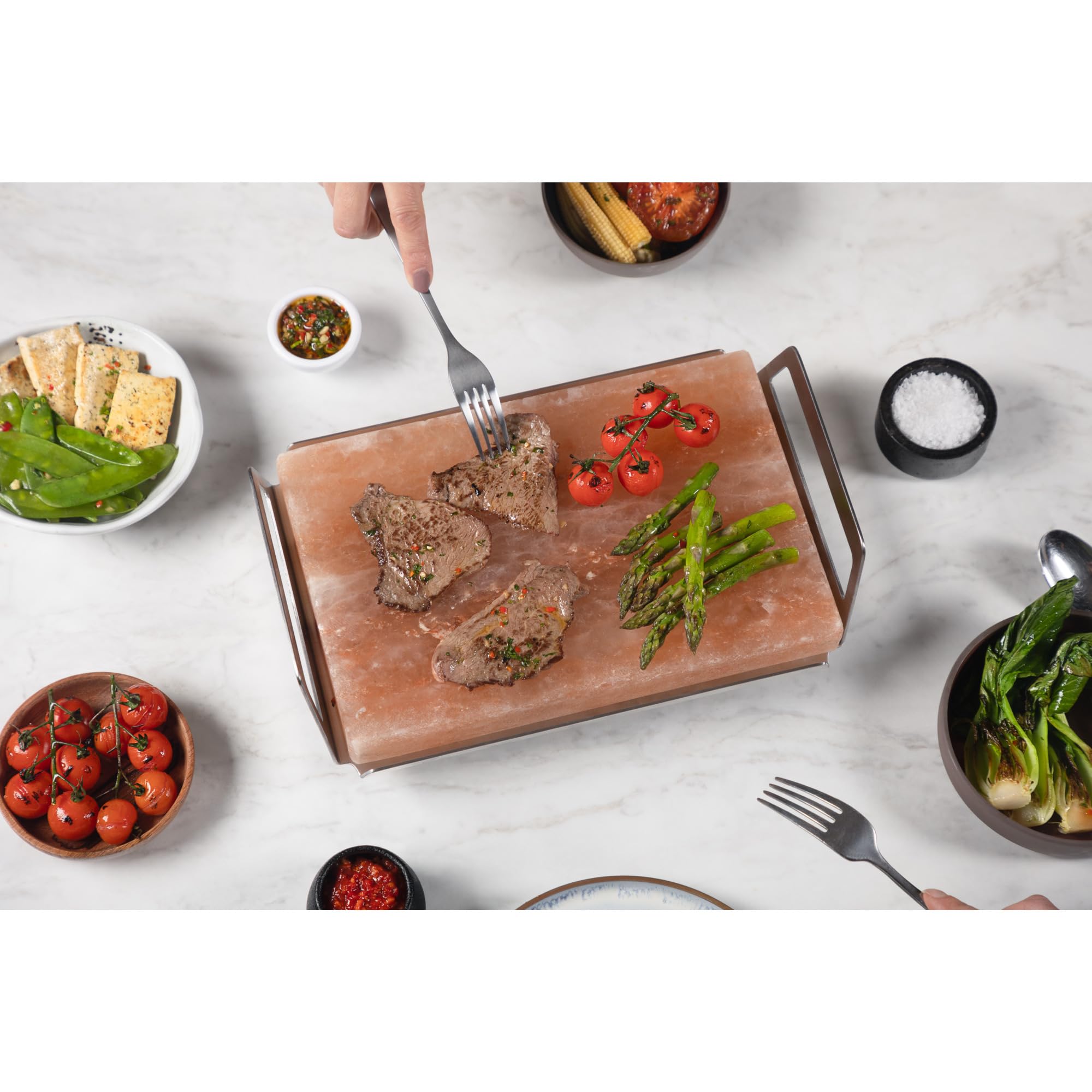 Electrolux E2SLT Pietra di Sale, Piastra in pietra da cottura in Sale rosa dell'Himalaya, Piastra da Cottura, 20x30x4 cm, 3 kg, Utilizzabile alla Griglia, al Forno, a Induzione o Come Piatto Freddo