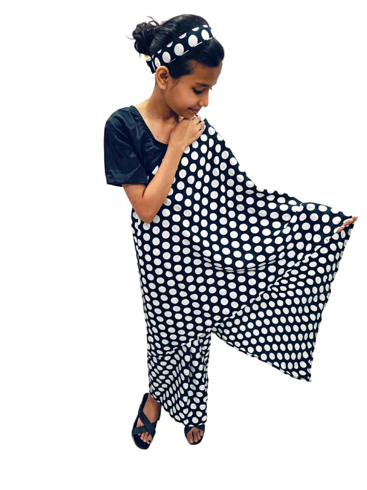 Buy BookMyCostume Black Retro Polka Dot Saree Costume for Girls | Ready-to- Wear Saree with Blouse & Hairband