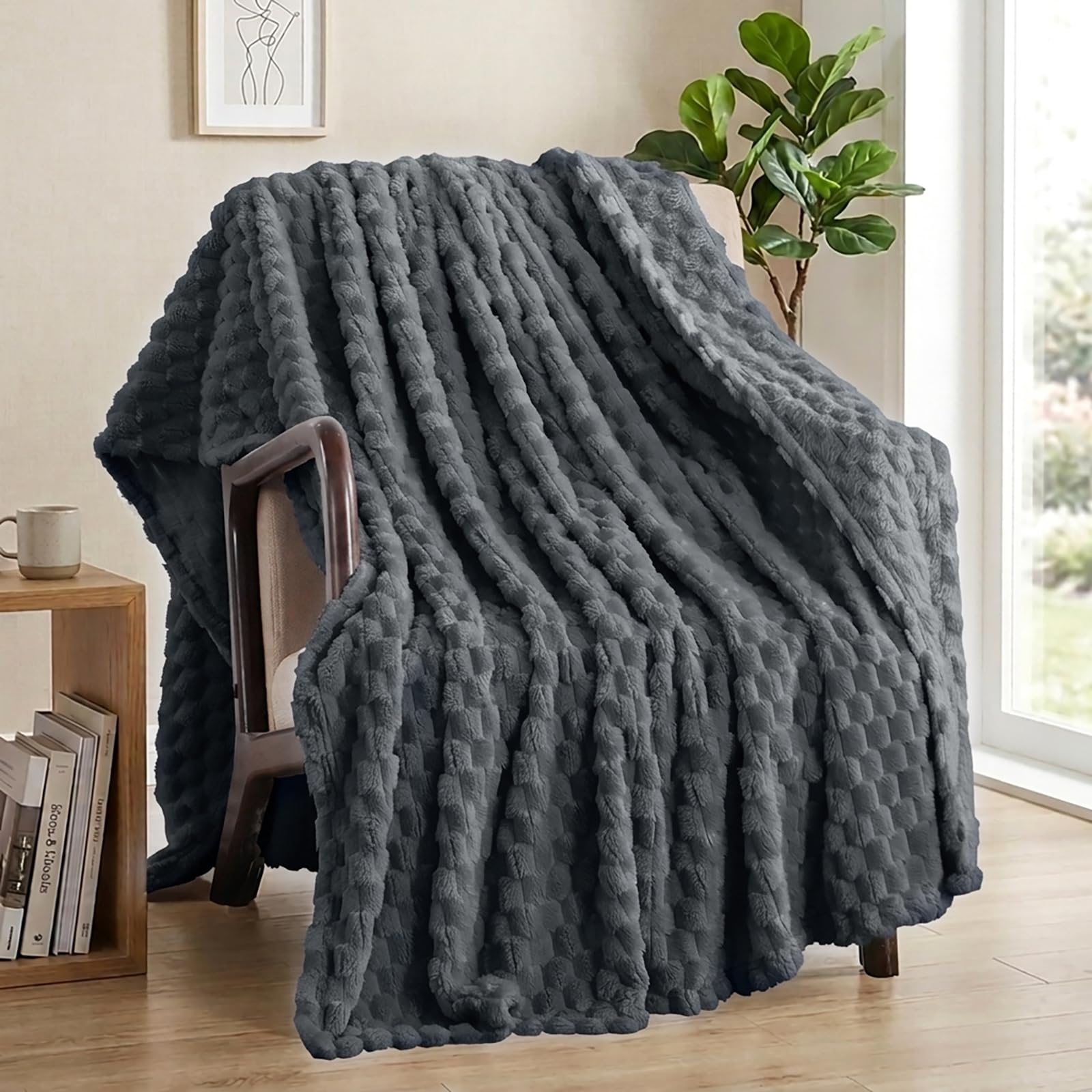Tifschlaf Grey Blanket Throw for Sofa - Fleece Fluffy Blanket Single Bed, Soft & Cosy Blanket for Couch, Dark Grey 130x150cm