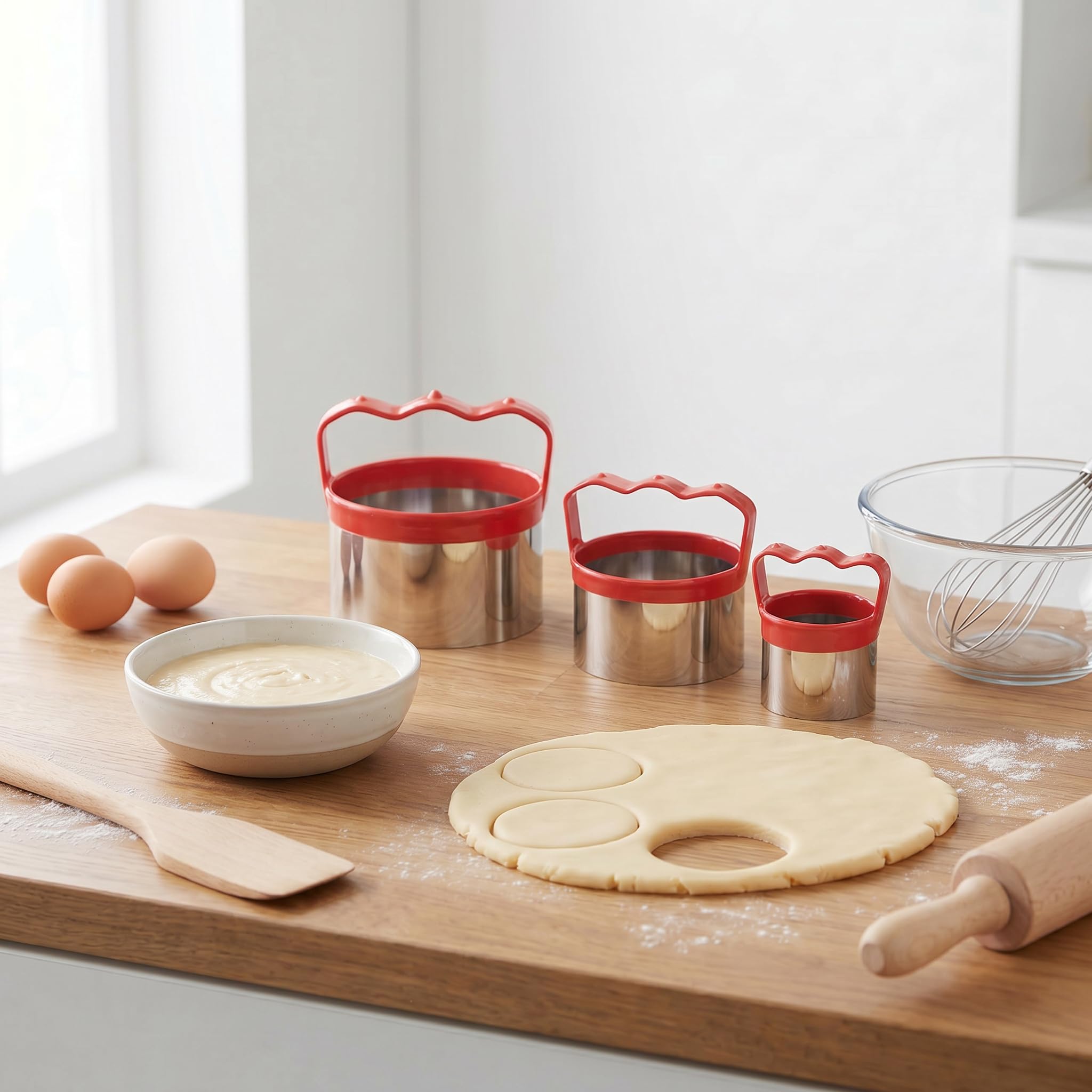 Juego de 3 cortadores redondos de galletas de acero inoxidable para hornear, agarre cómodo, mango de silicona roja