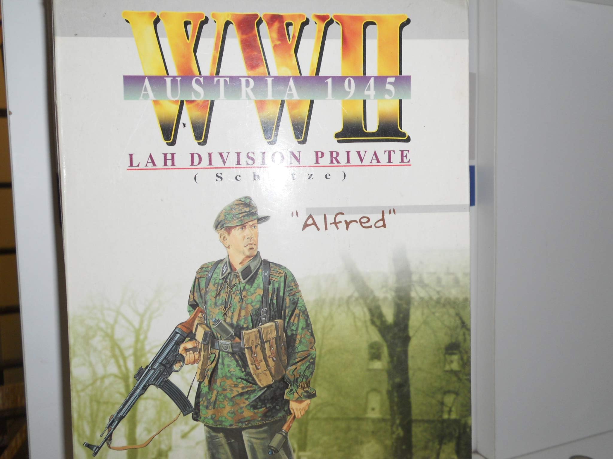 Dragon 1/6 scale WWII Austria 1945 Division Private Alfred
